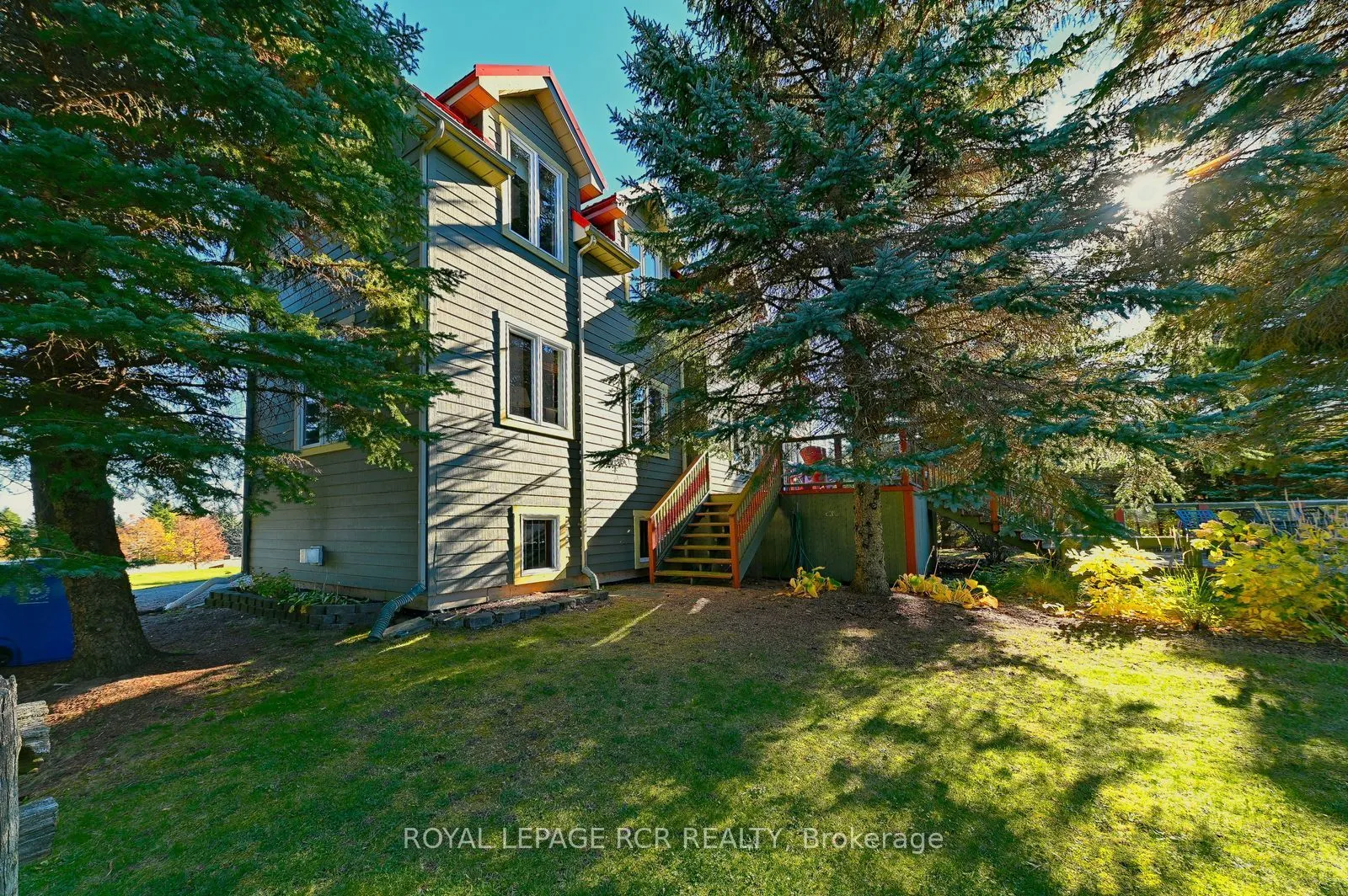 21 Lloyds Traverse Crescent