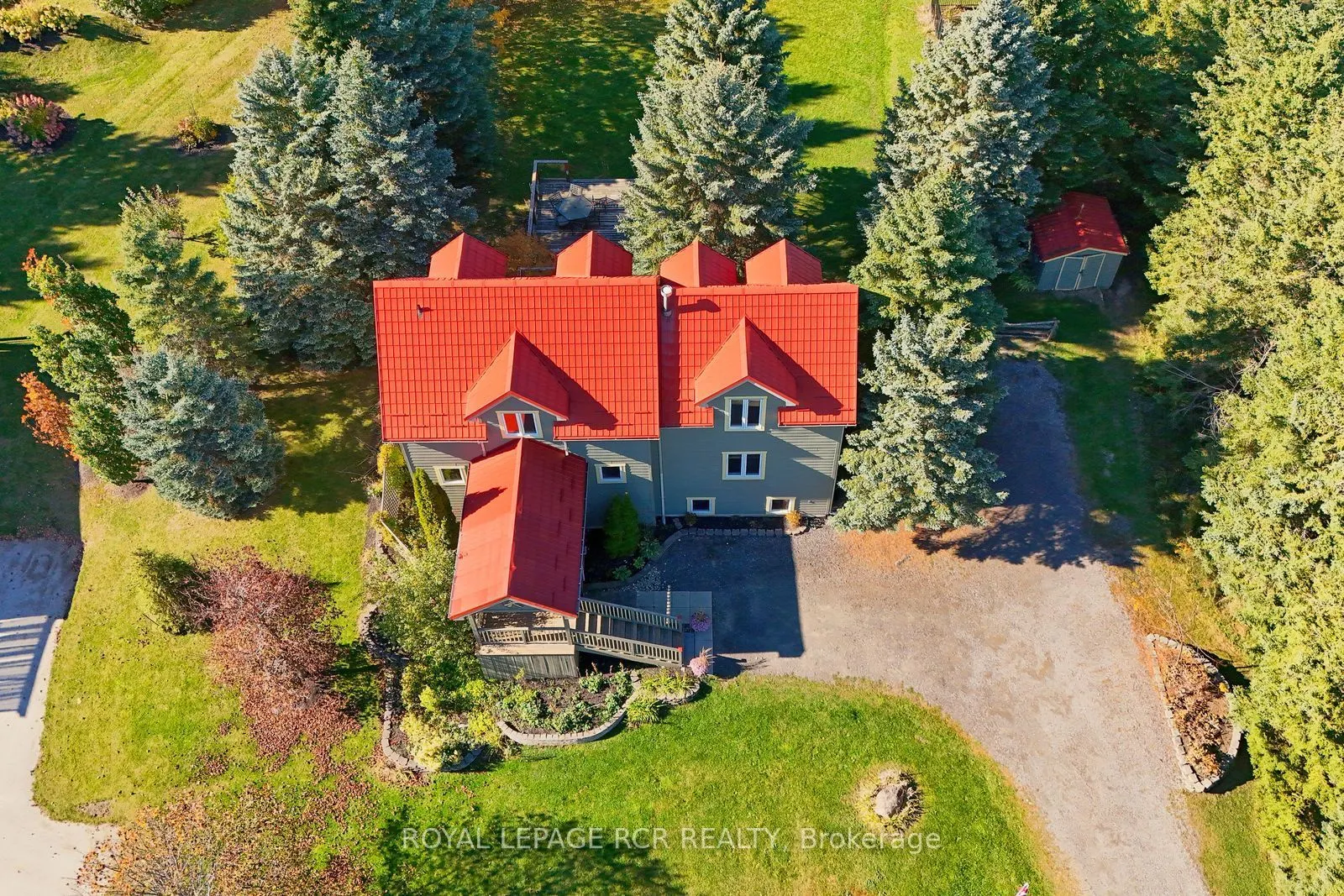21 Lloyds Traverse Crescent