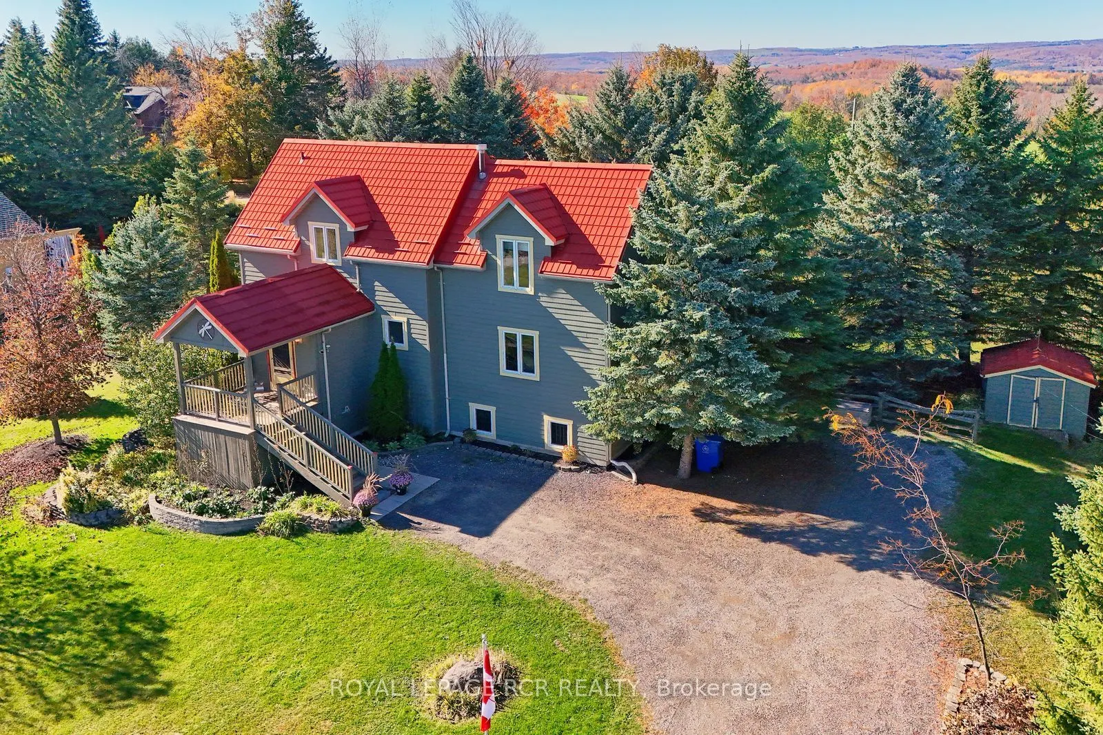 21 Lloyds Traverse Crescent