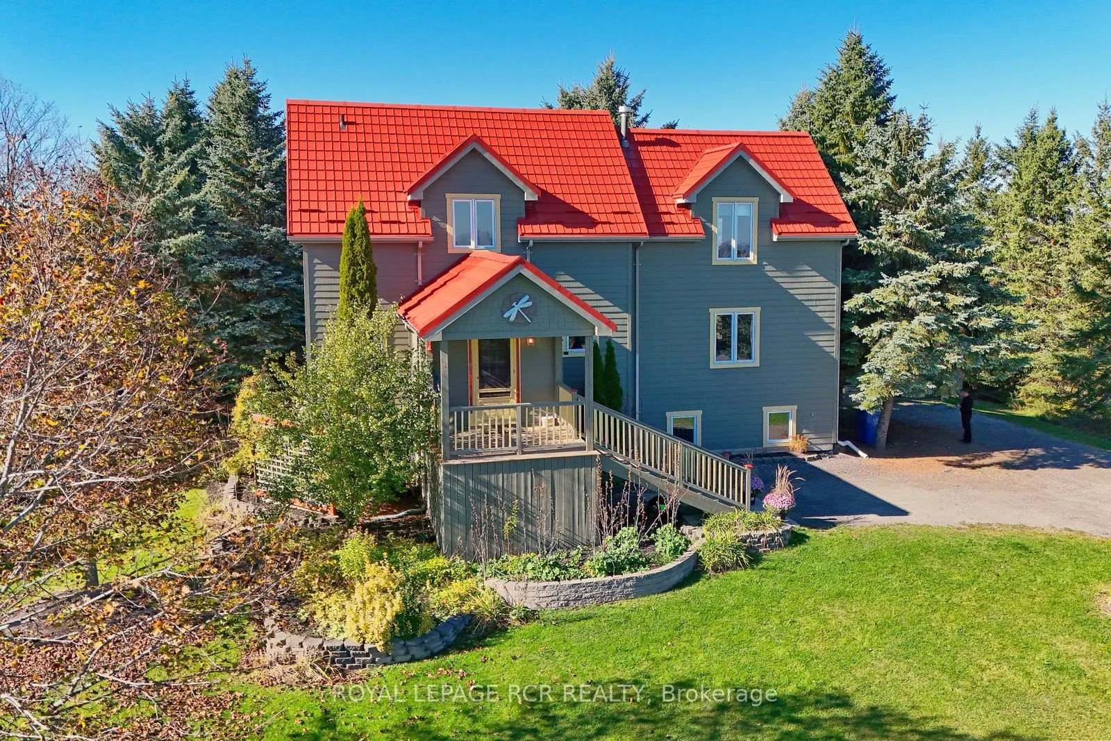 21 Lloyds Traverse Crescent