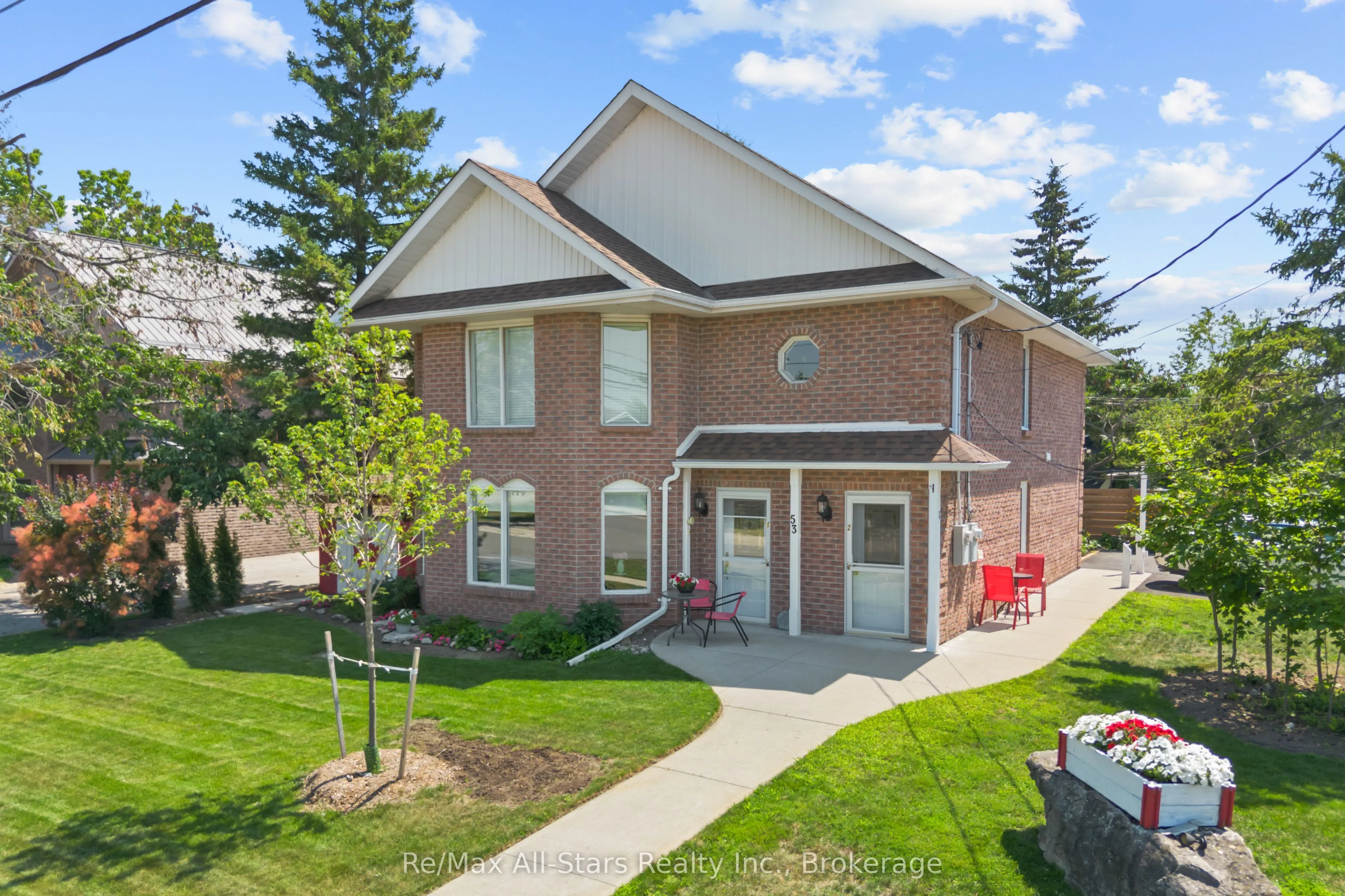 53 Helen Street #2