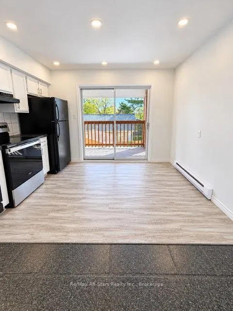 53 Helen Street #2