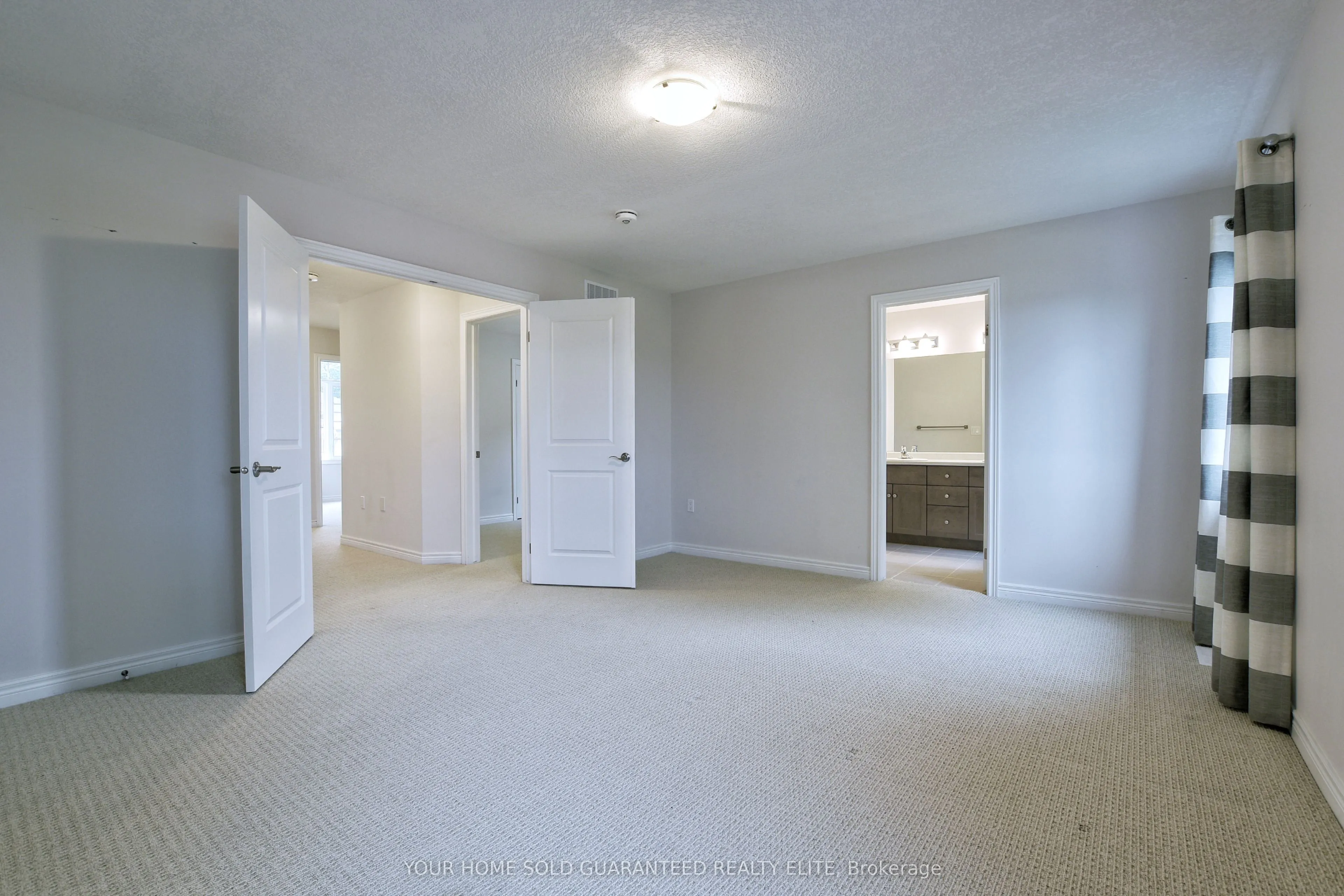 270 Main Street W #5