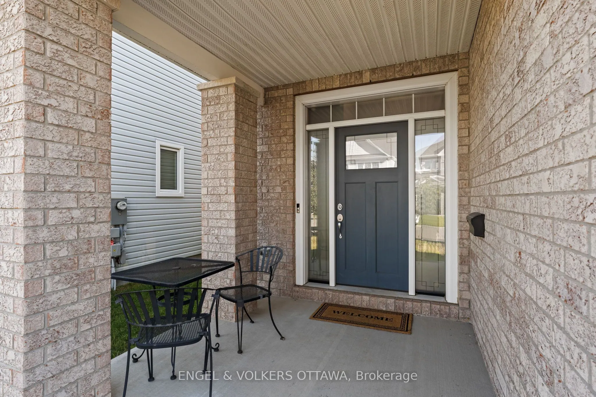633 Moonflower Crescent