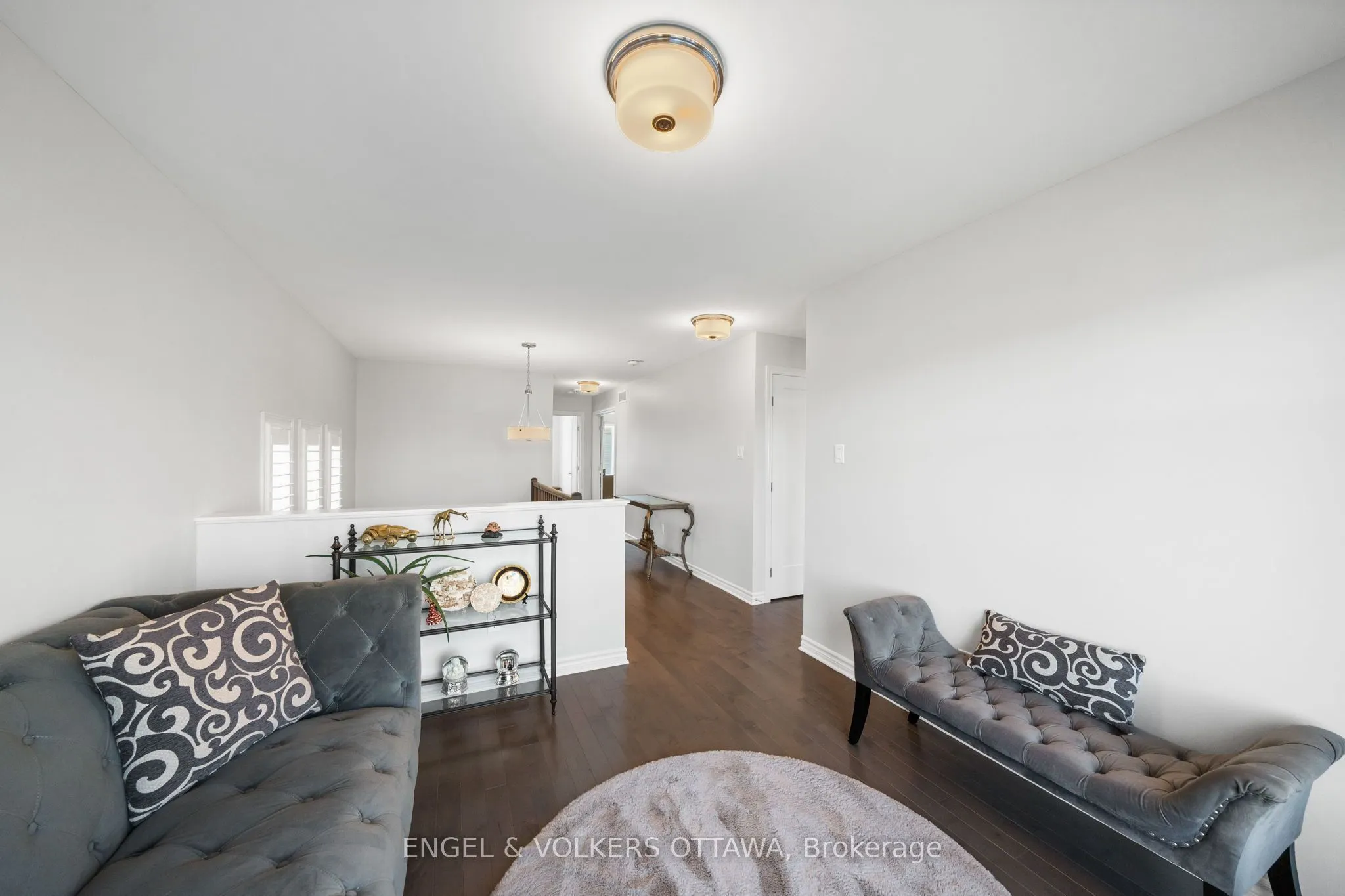 633 Moonflower Crescent