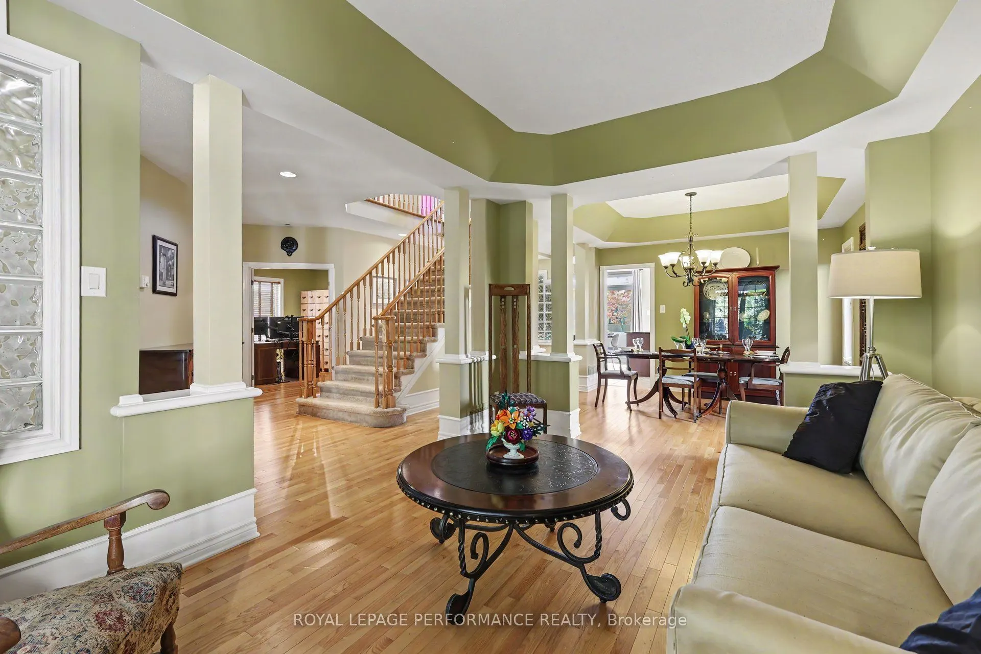 1033 Red Spruce Street