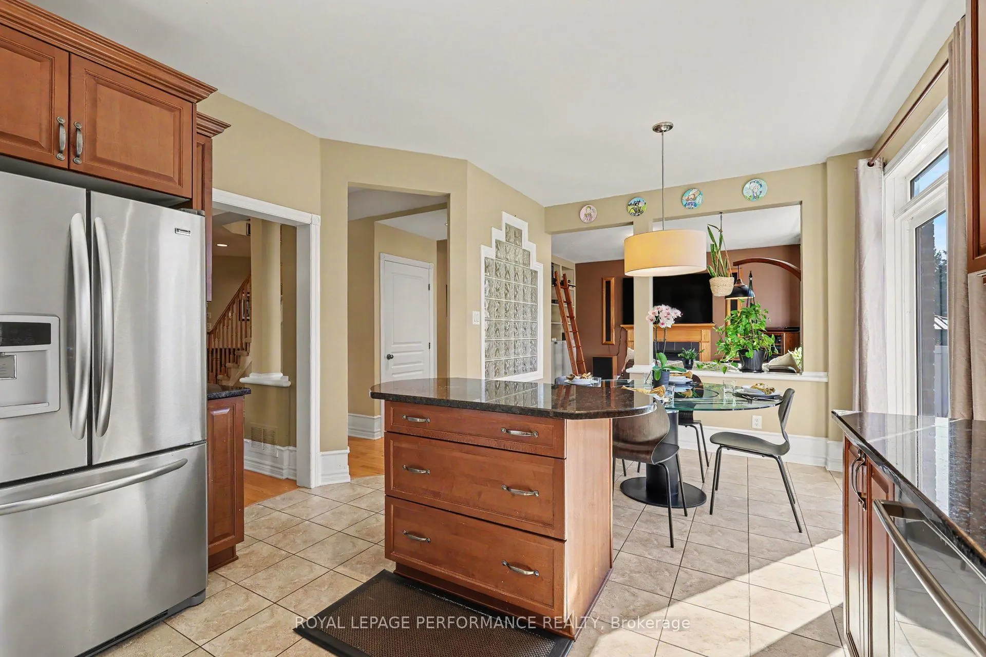 1033 Red Spruce Street