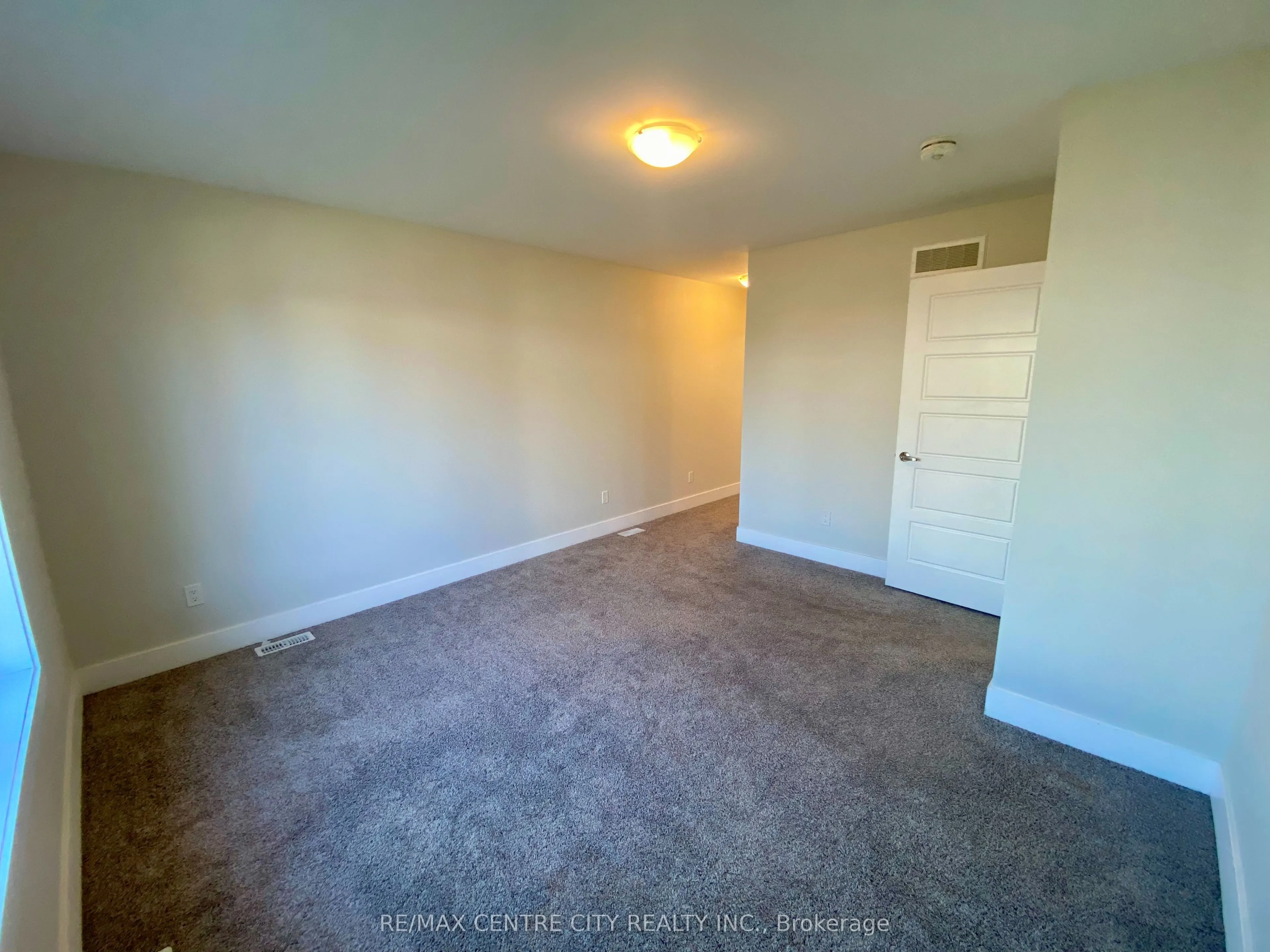 79 Renaissance Drive