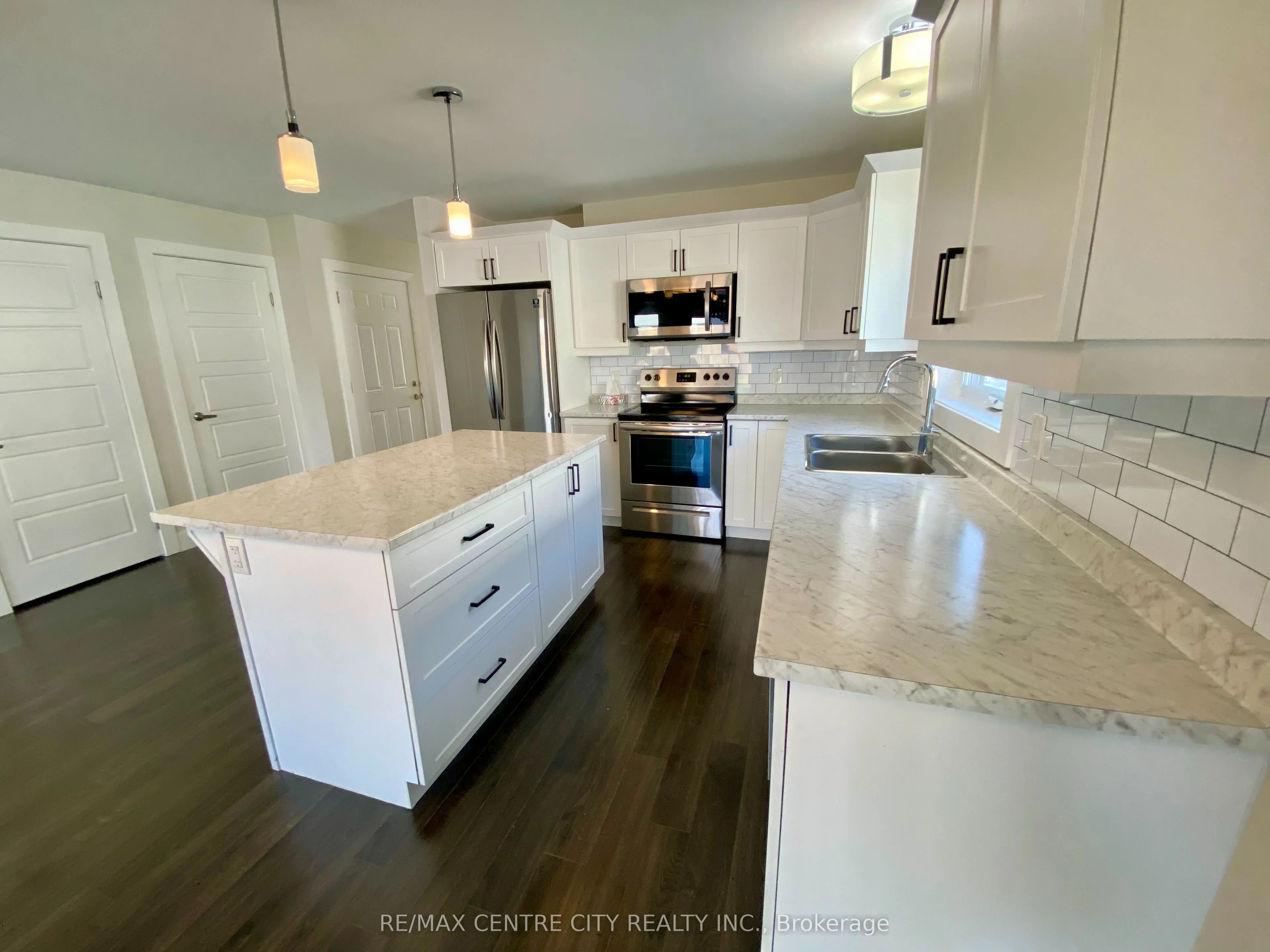 79 Renaissance Drive