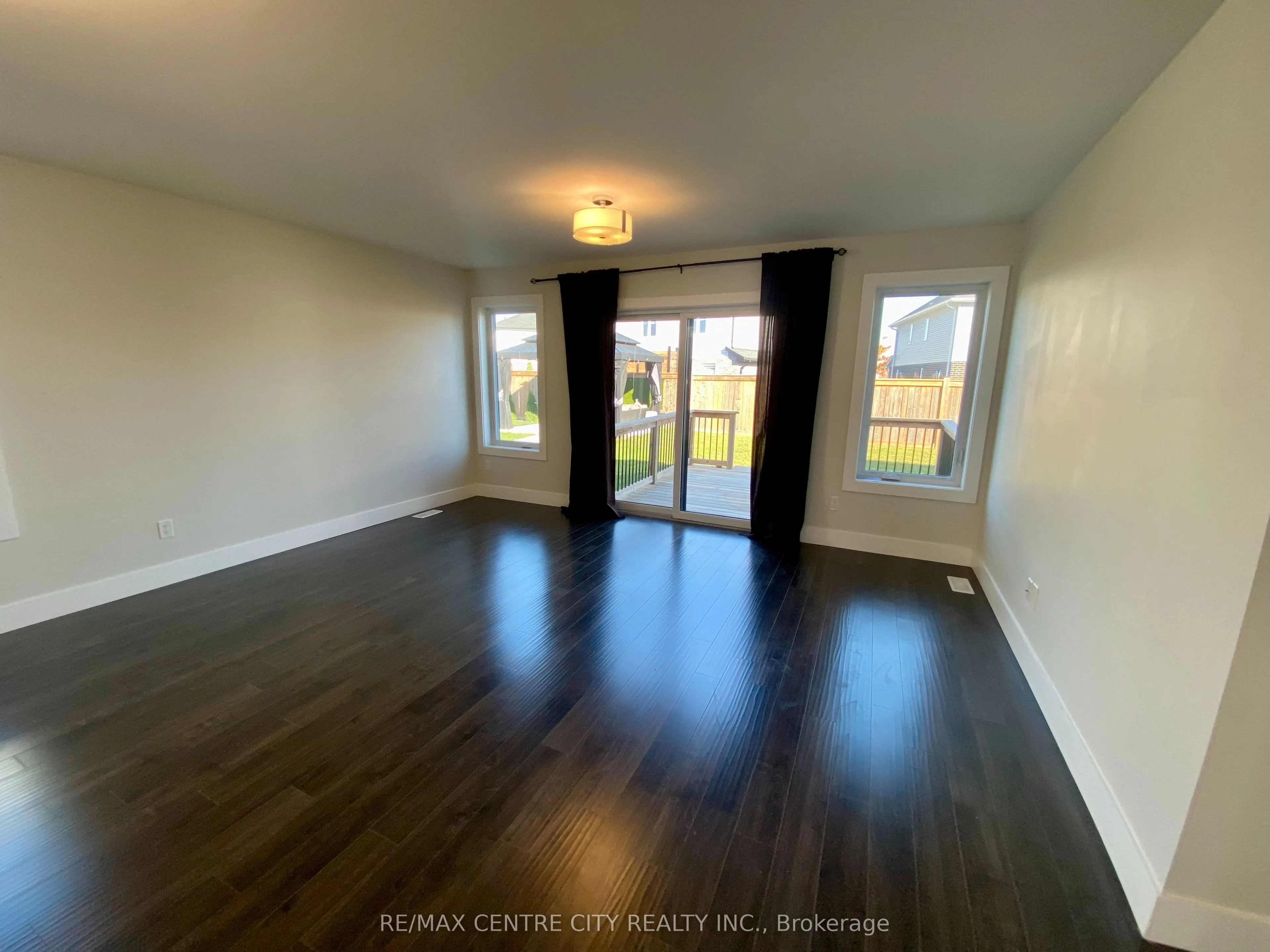 79 Renaissance Drive