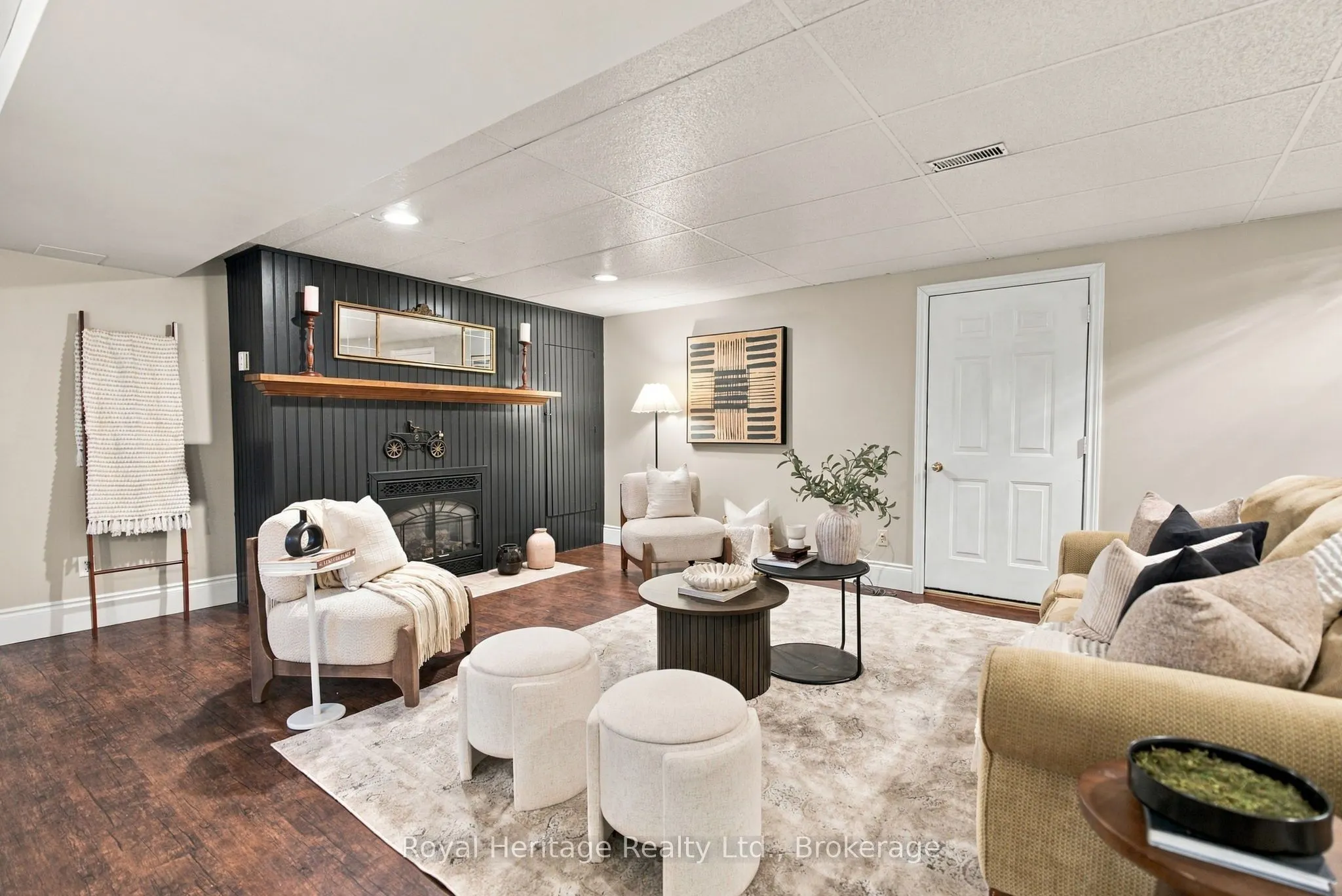 7372 Dale Road