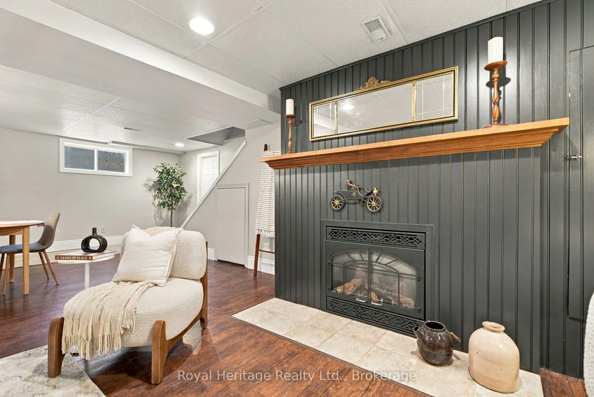 7372 Dale Road