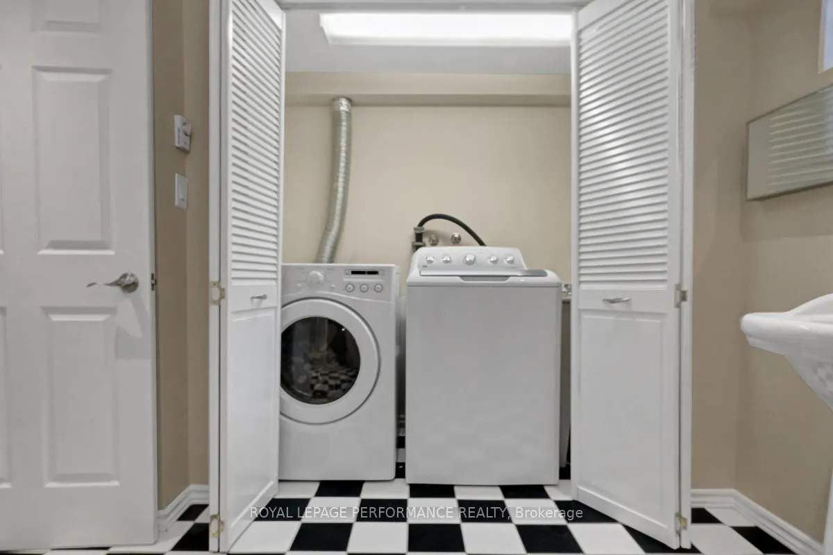 13 Wolff Street