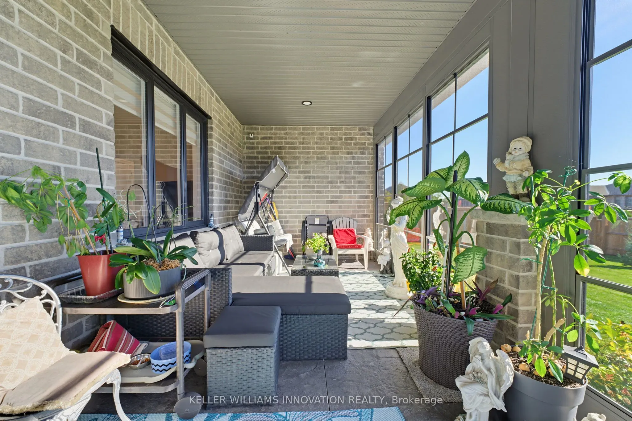 24 Winchester Crescent