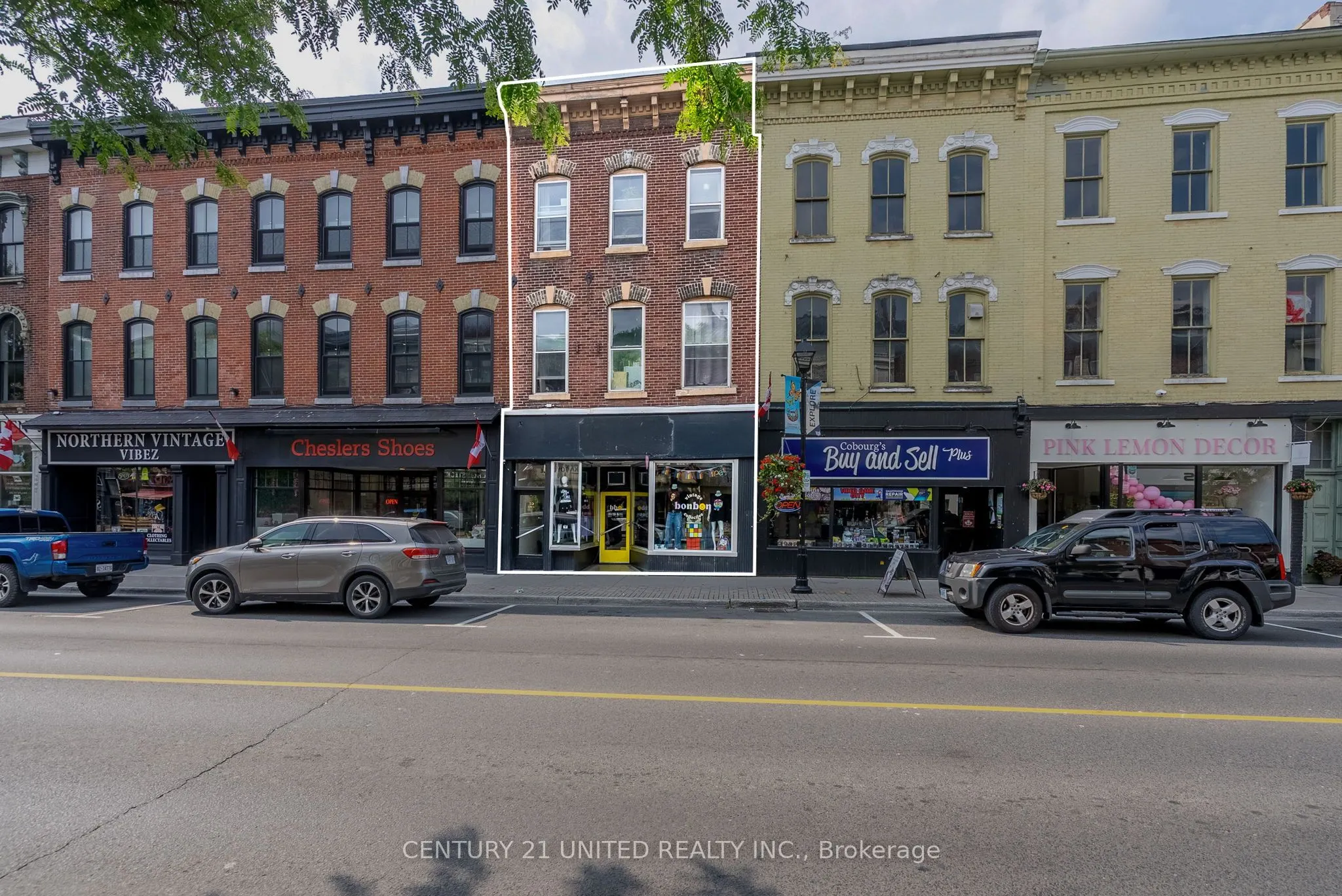 39 King Street W