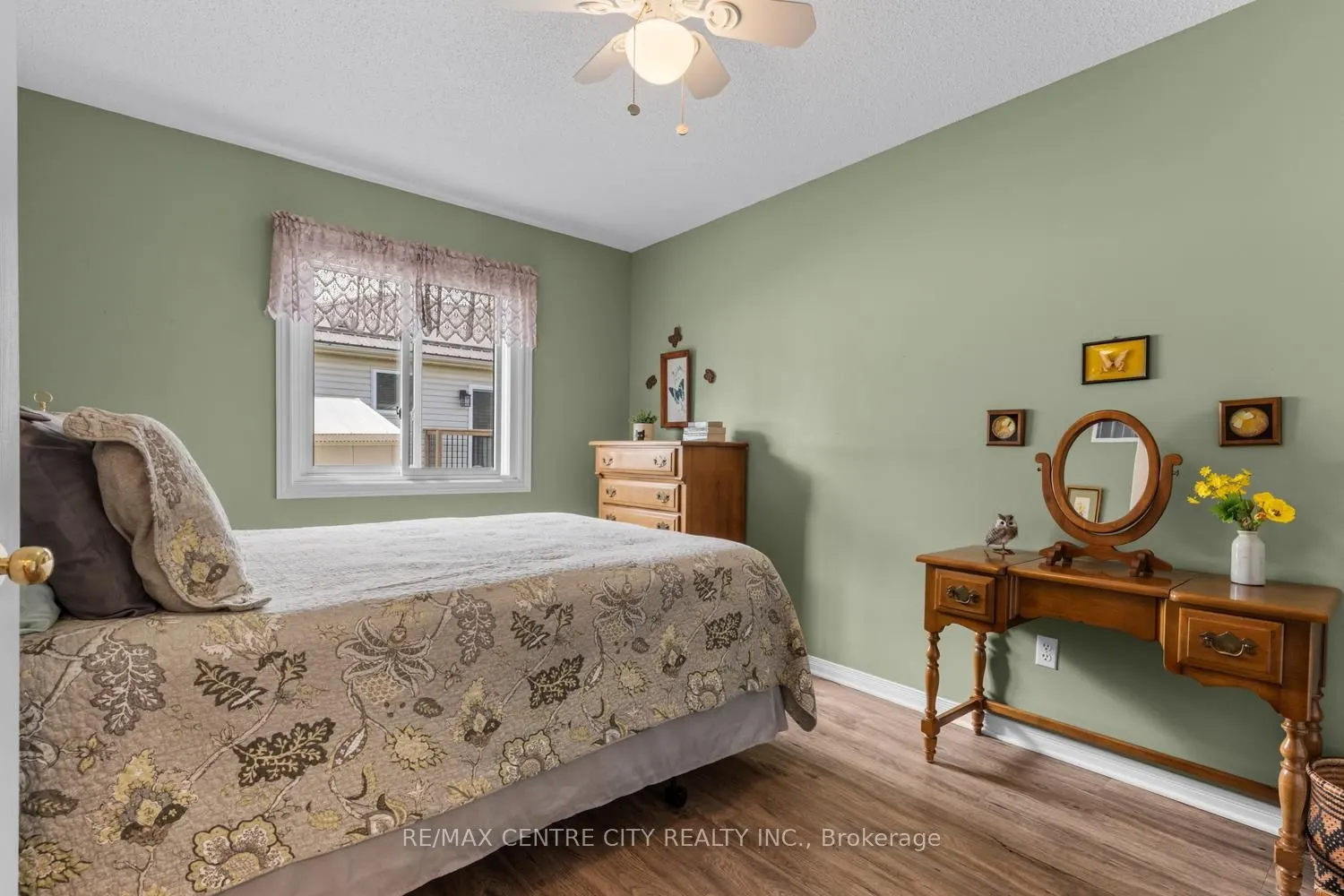 463 Exmouth Circle