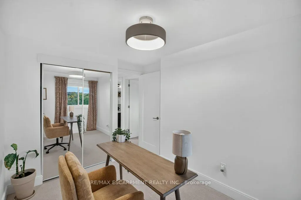 7 BRIAR Lane #4