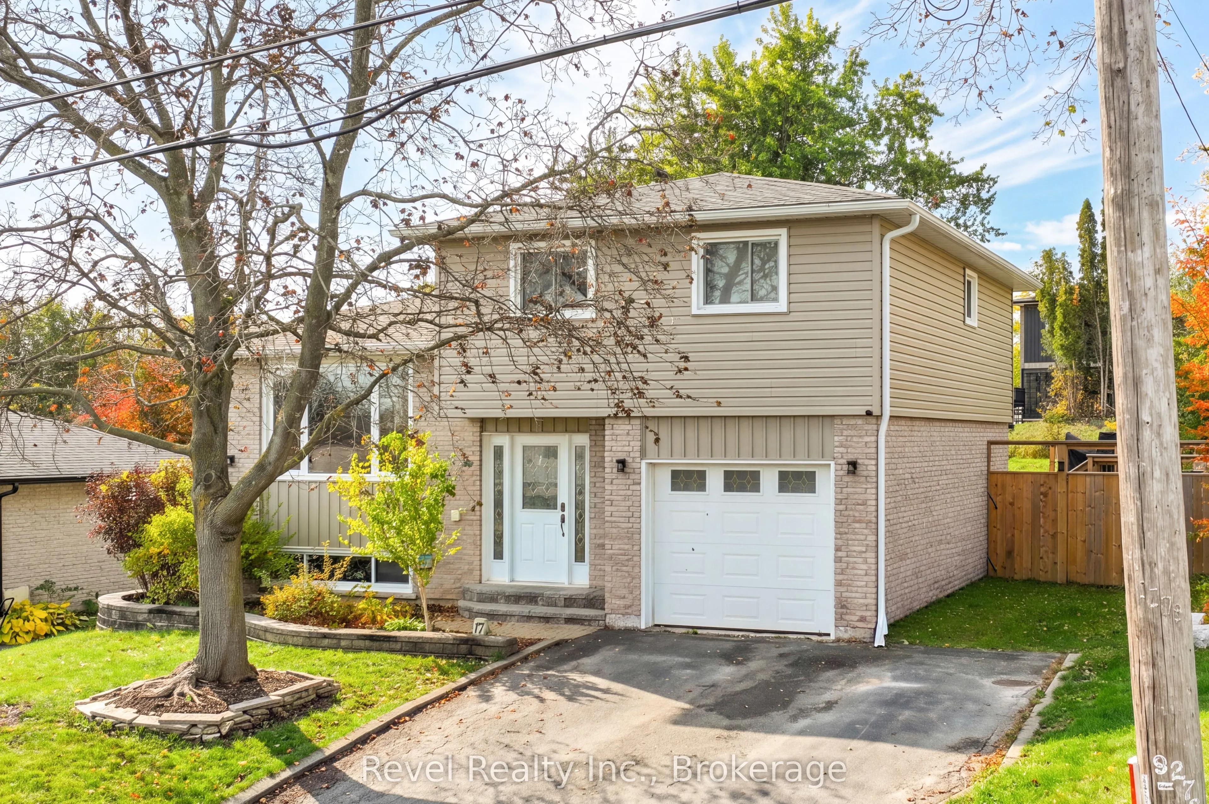 17 Mohawk Drive