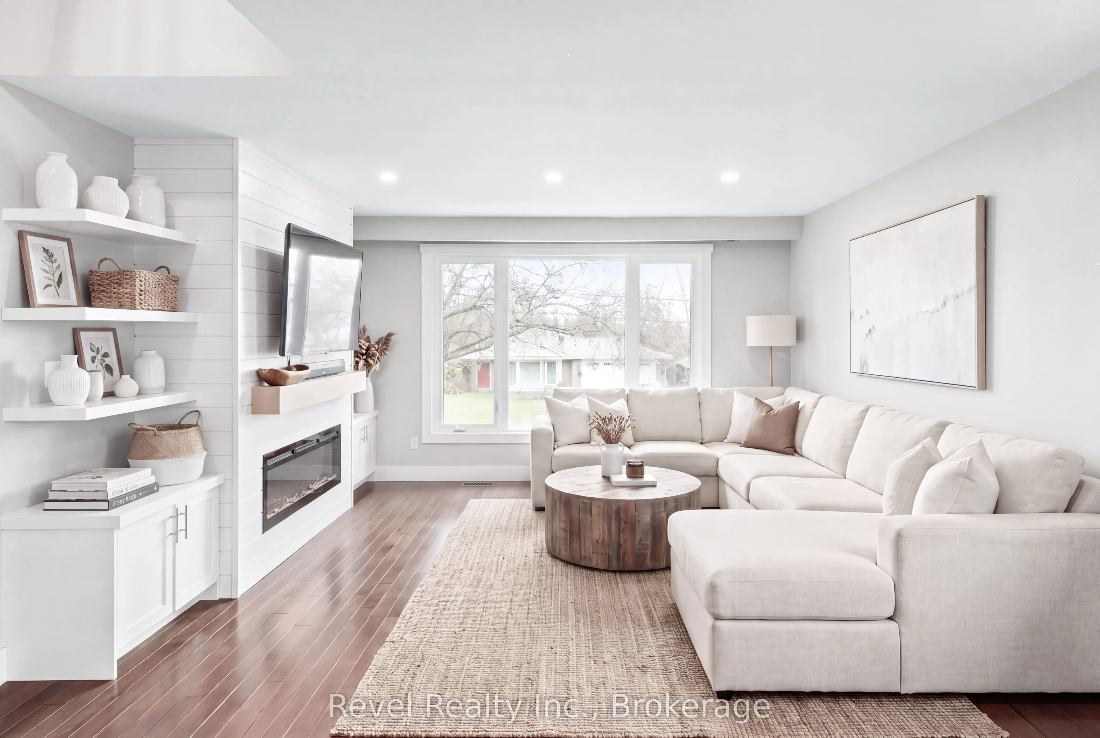 17 Mohawk Drive