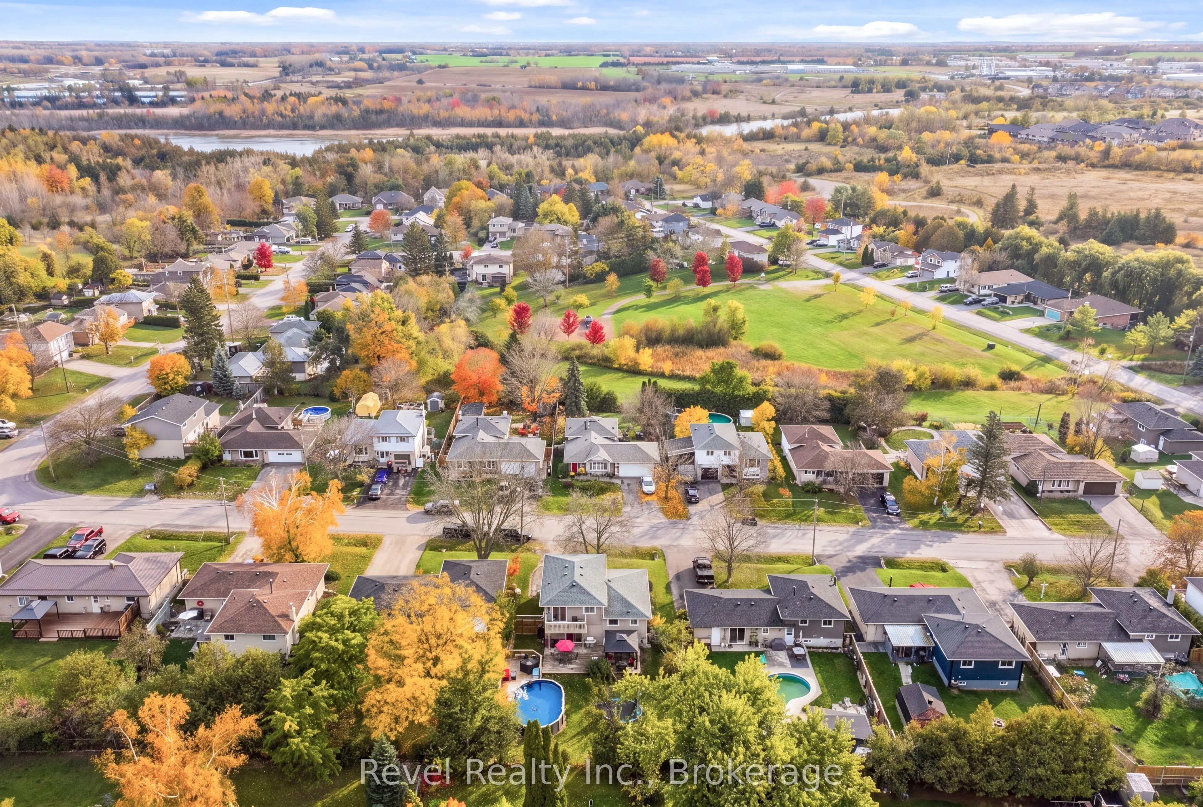 17 Mohawk Drive
