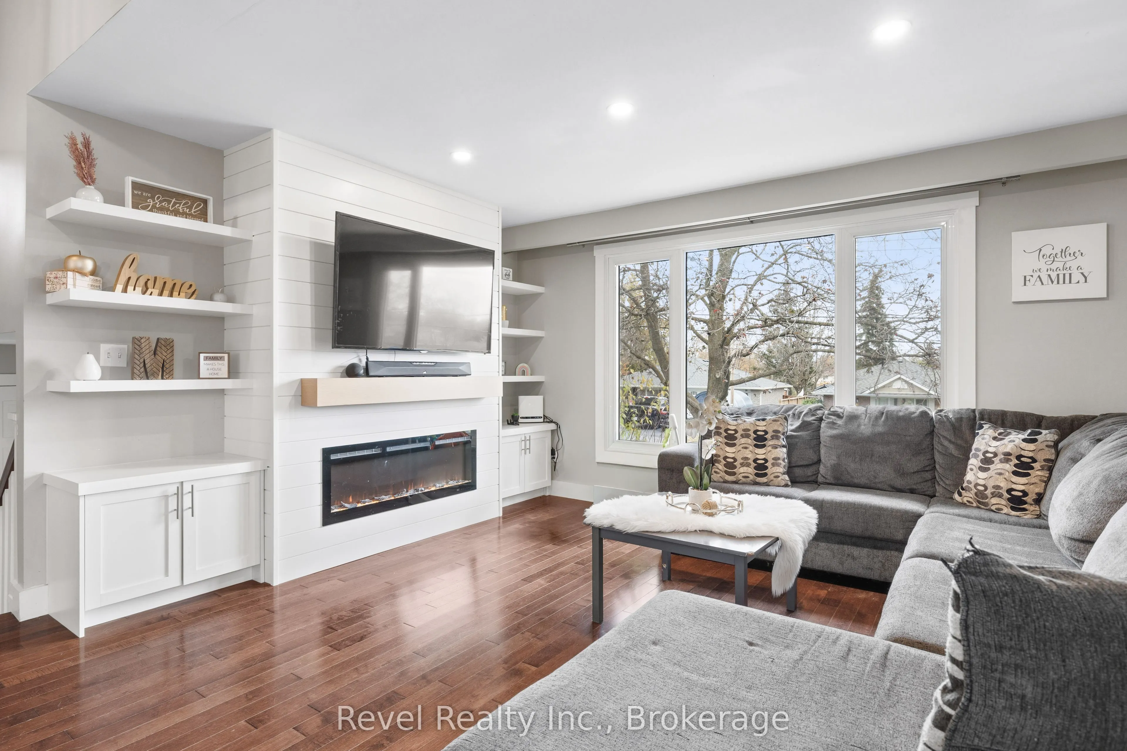 17 Mohawk Drive