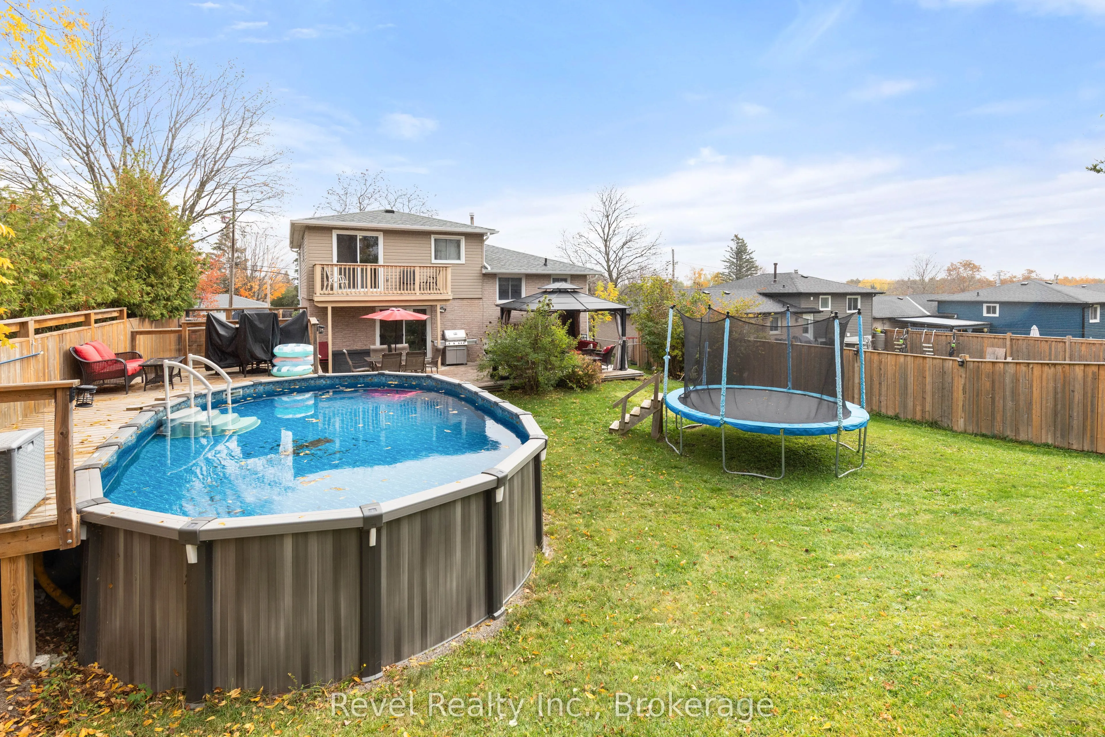 17 Mohawk Drive