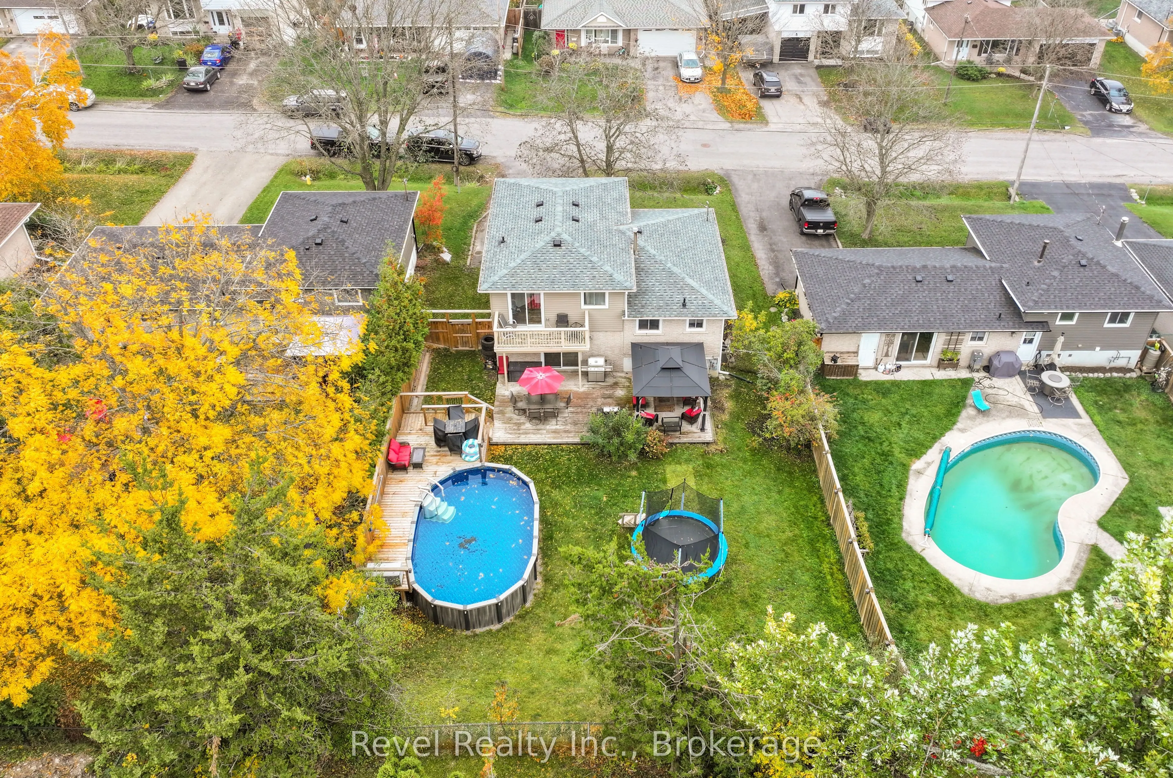 17 Mohawk Drive
