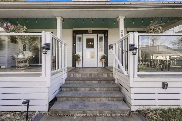 382 Front Street