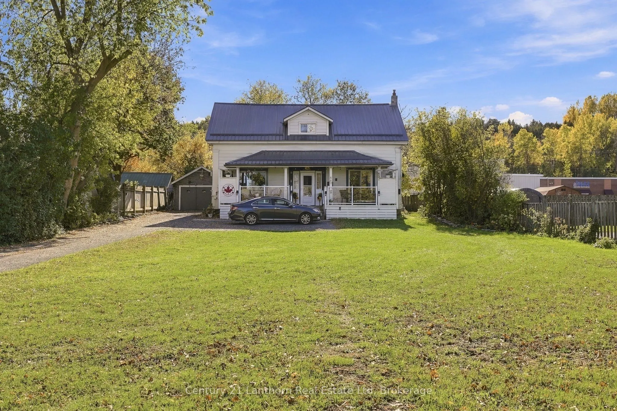 382 Front Street