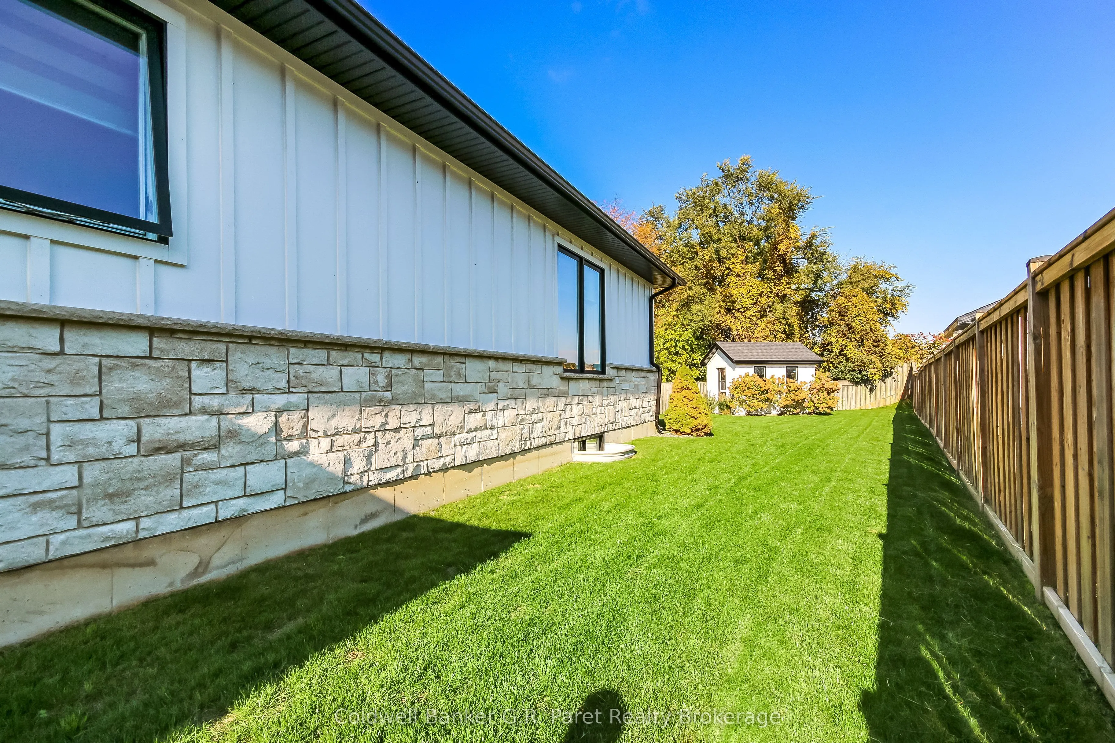 11 Macneil Court