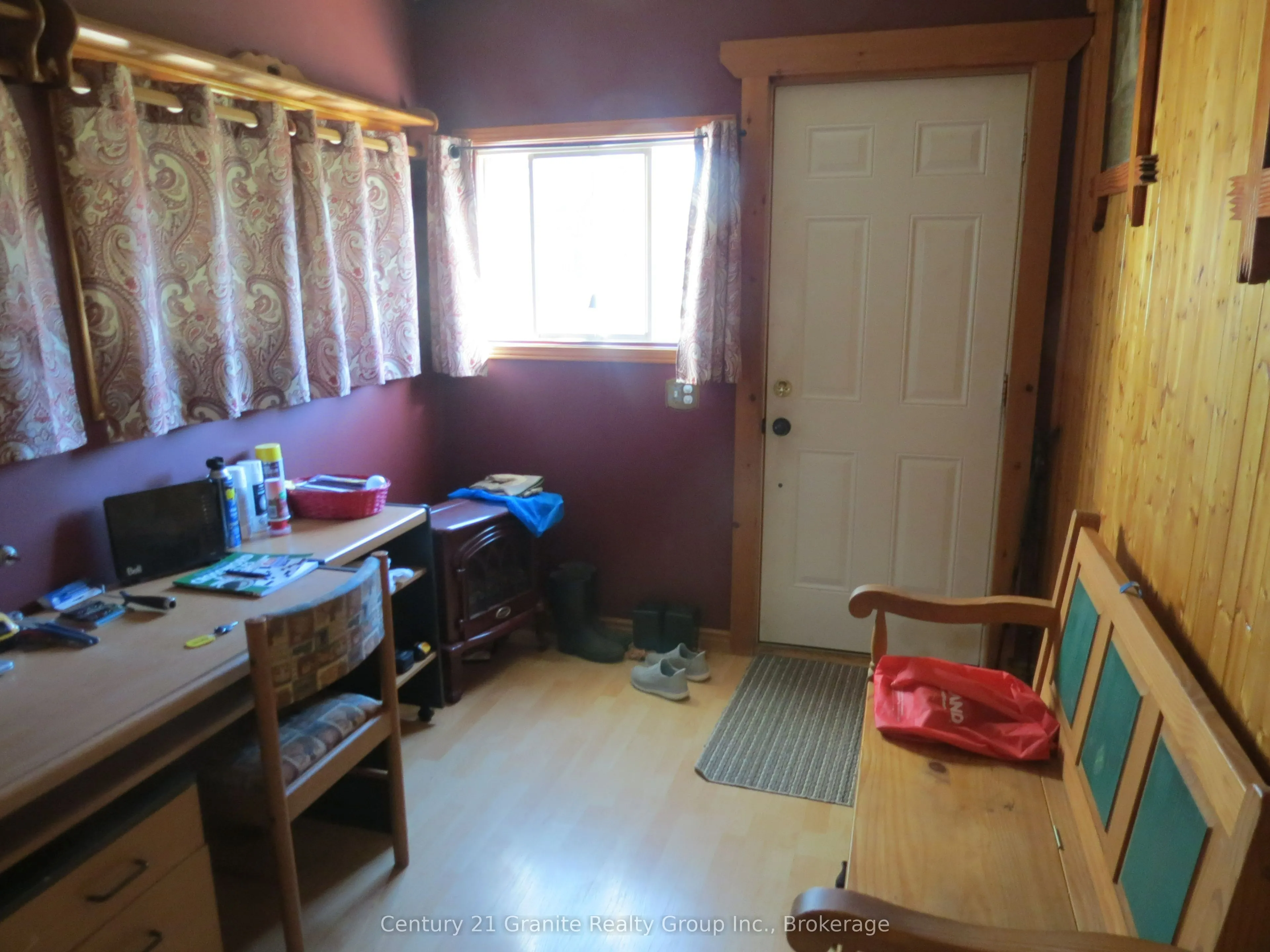 1084 South Algonquin Road