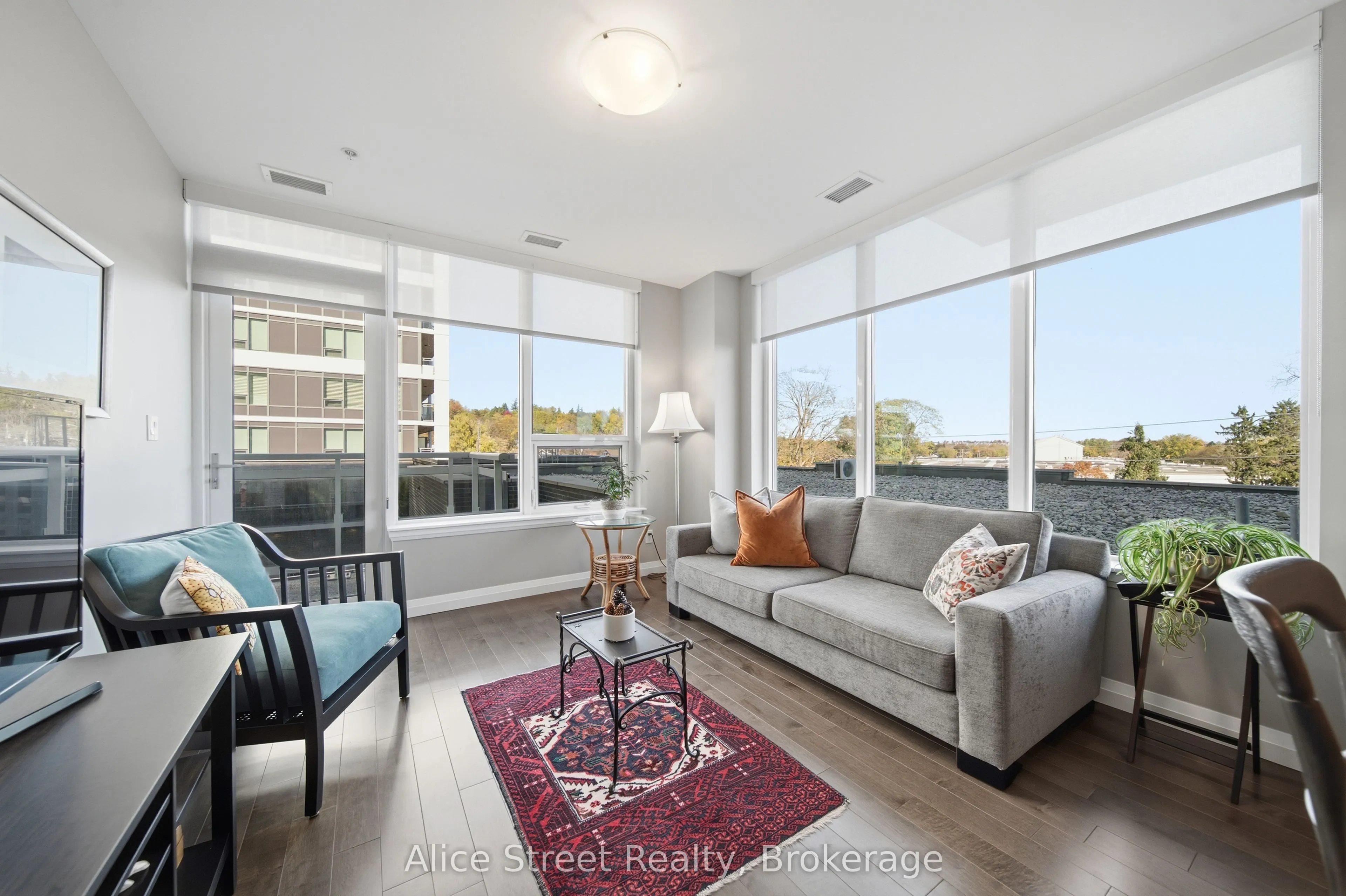 63 Arthur Street S #414
