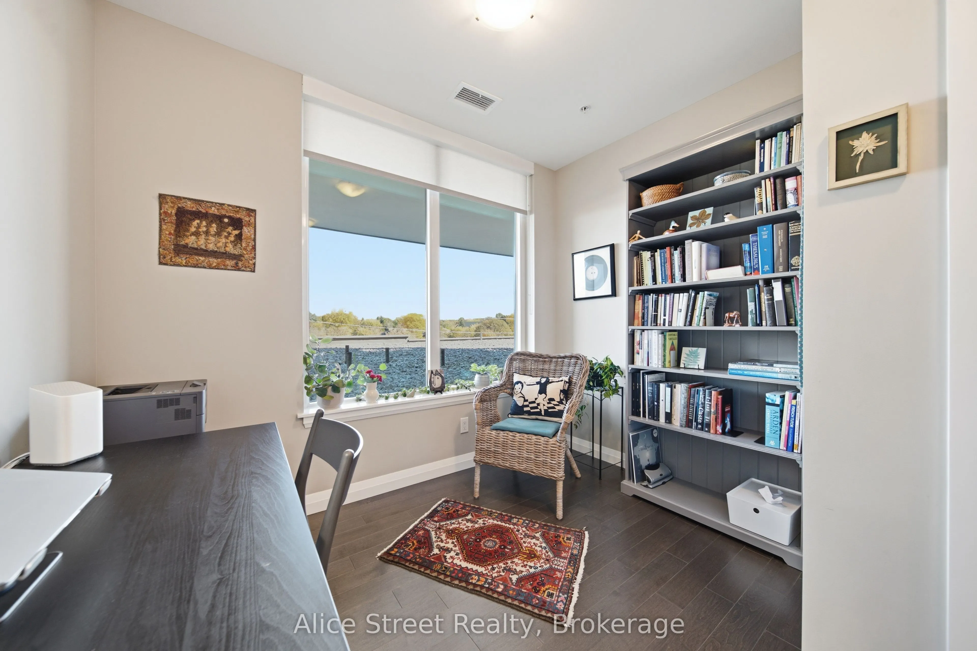 63 Arthur Street S #414