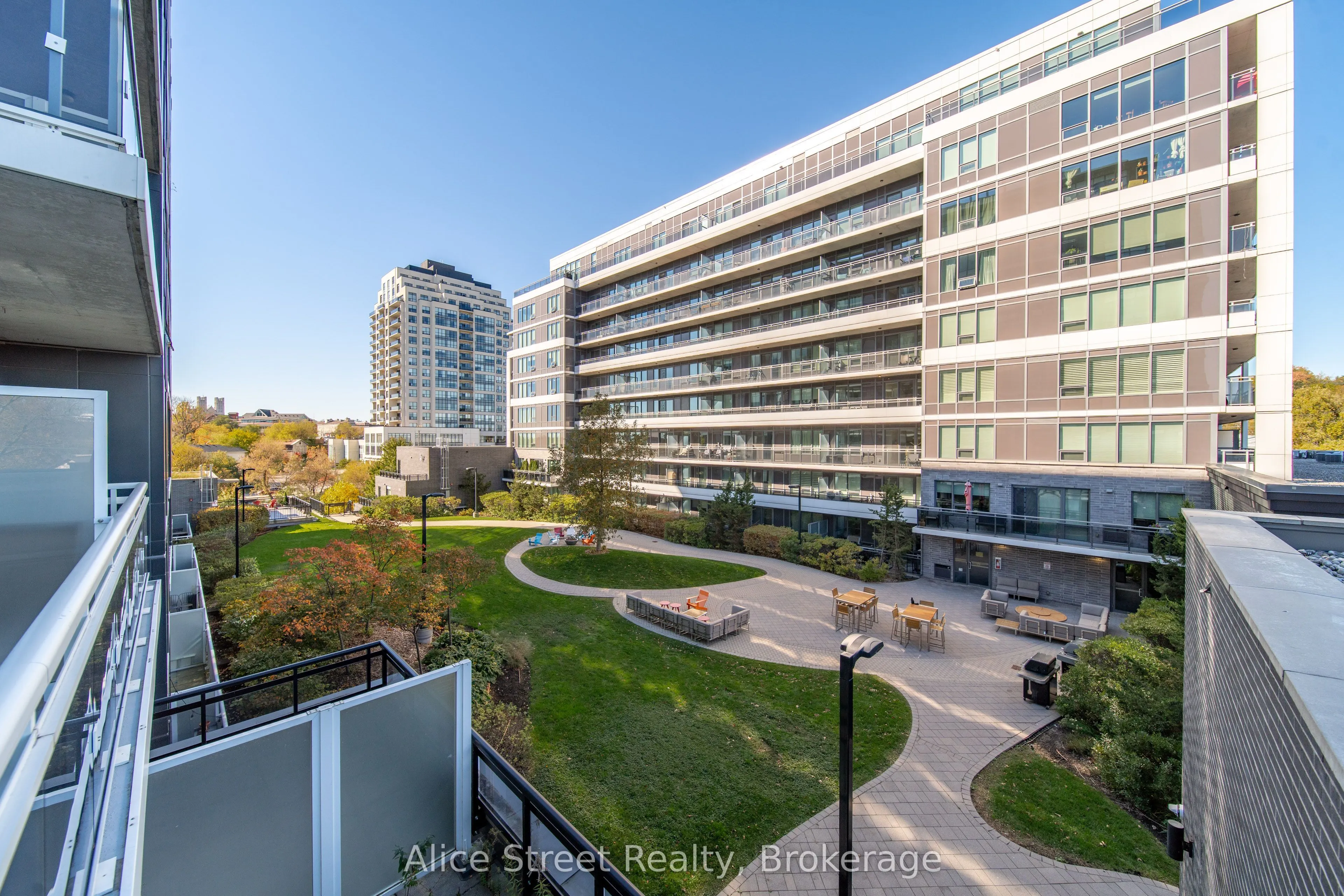 63 Arthur Street S #414