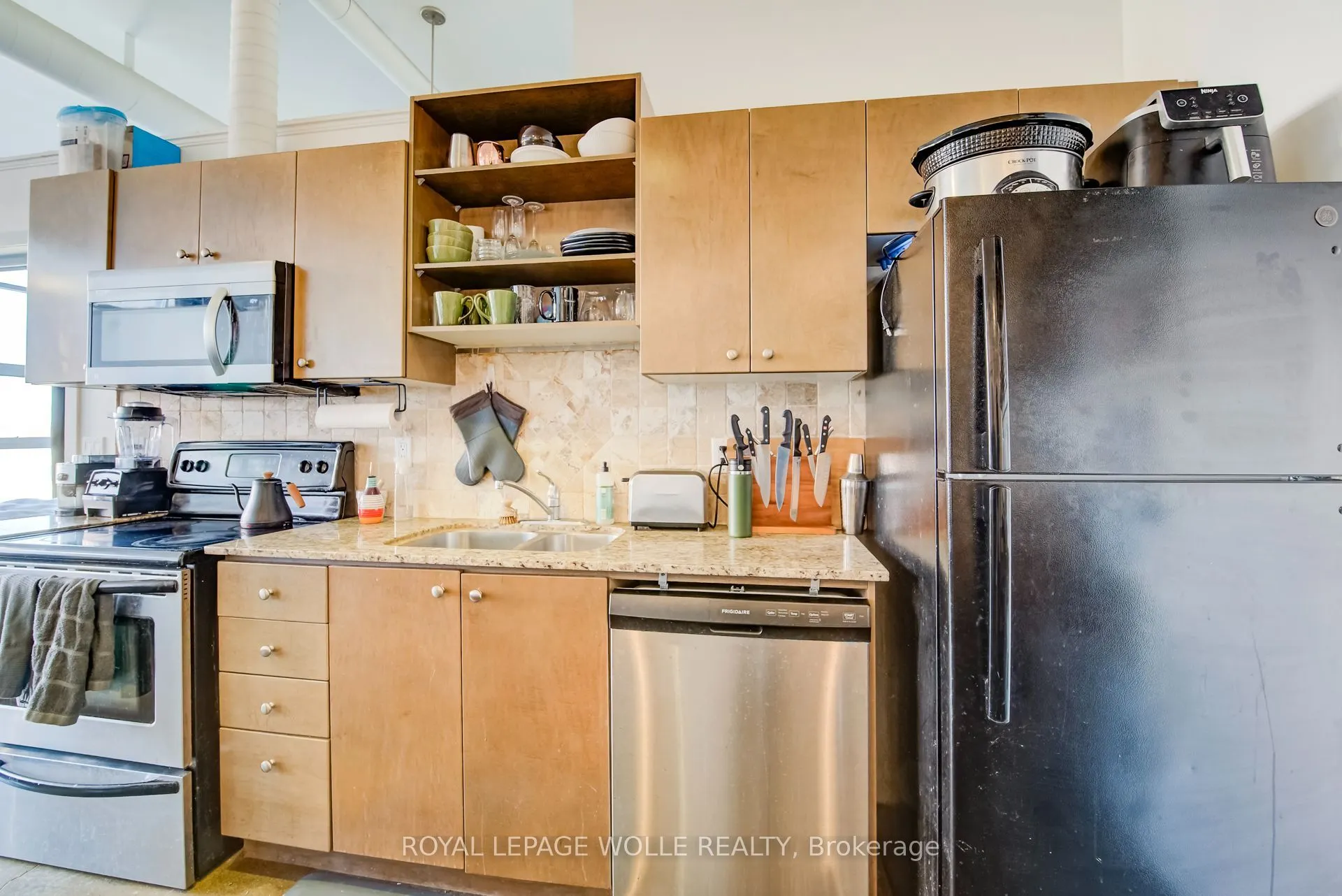 404 King Street W #620