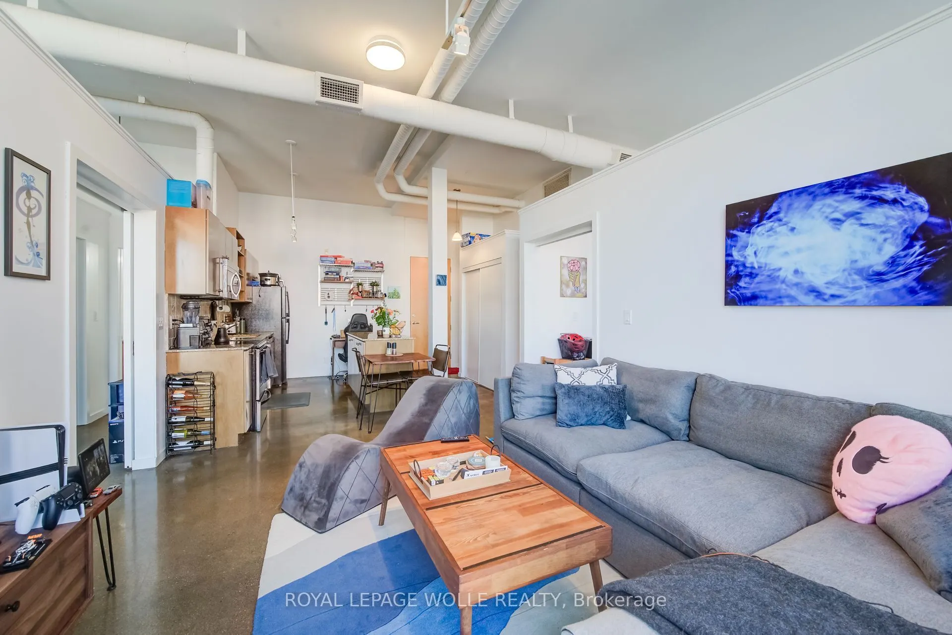 404 King Street W #620