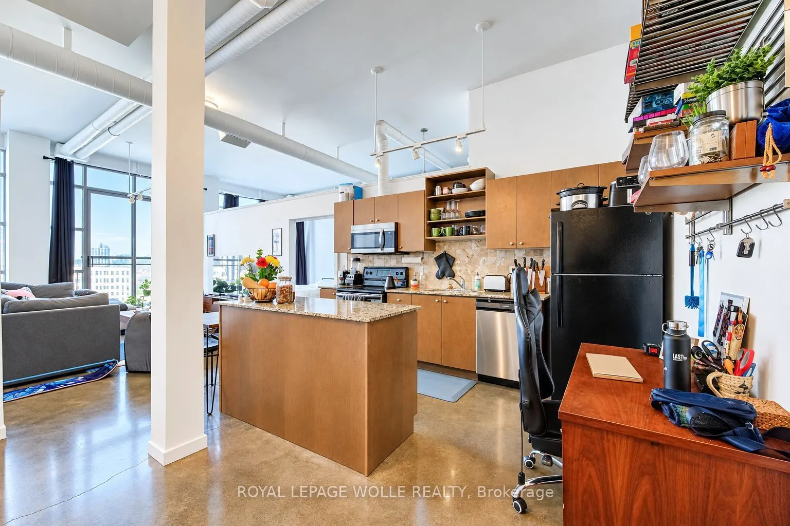 404 King Street W #620
