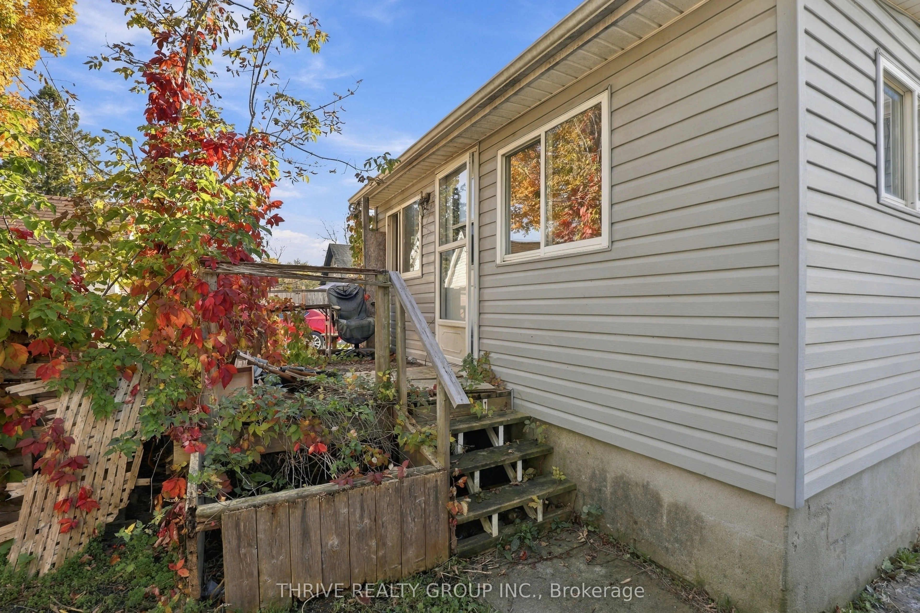 342 Thompson Road