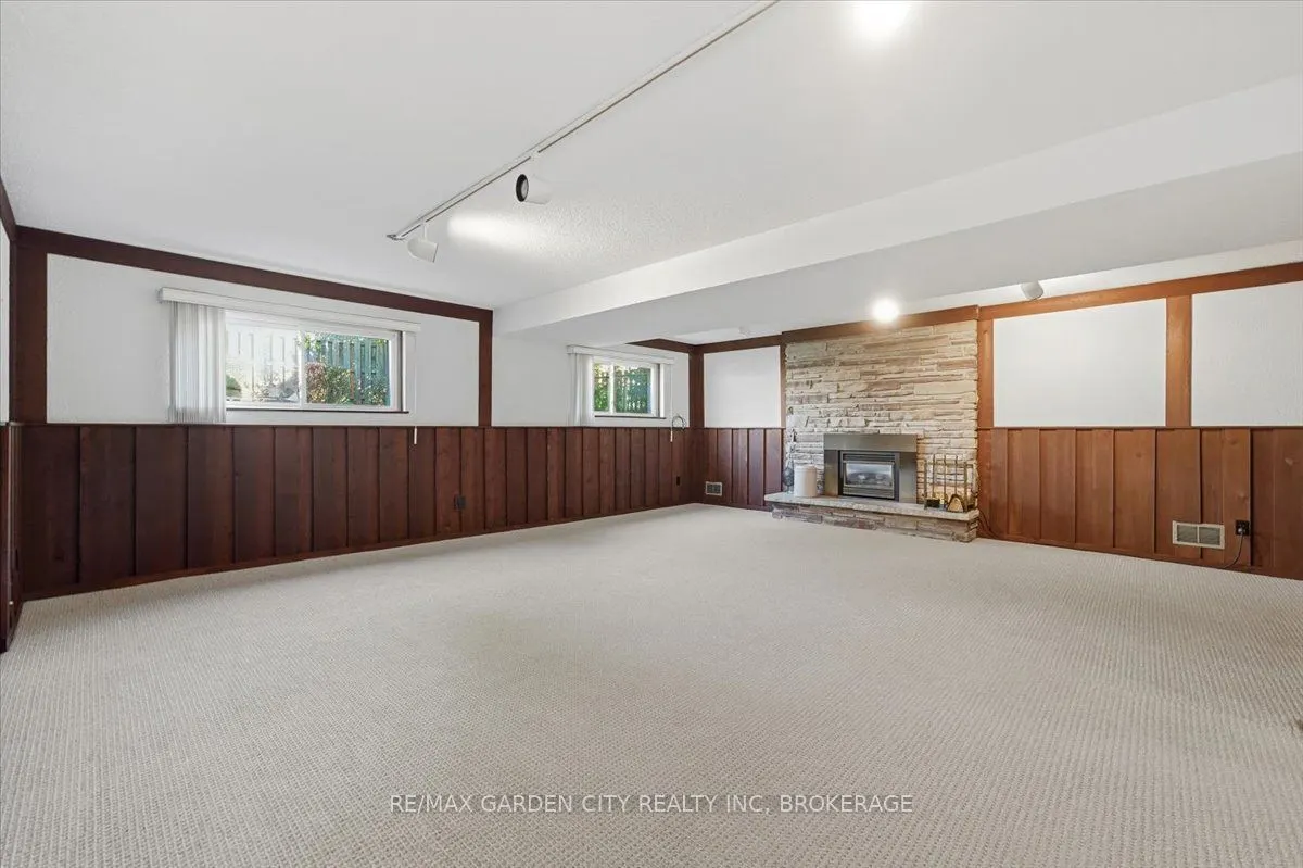 19 Berkhout Terrace