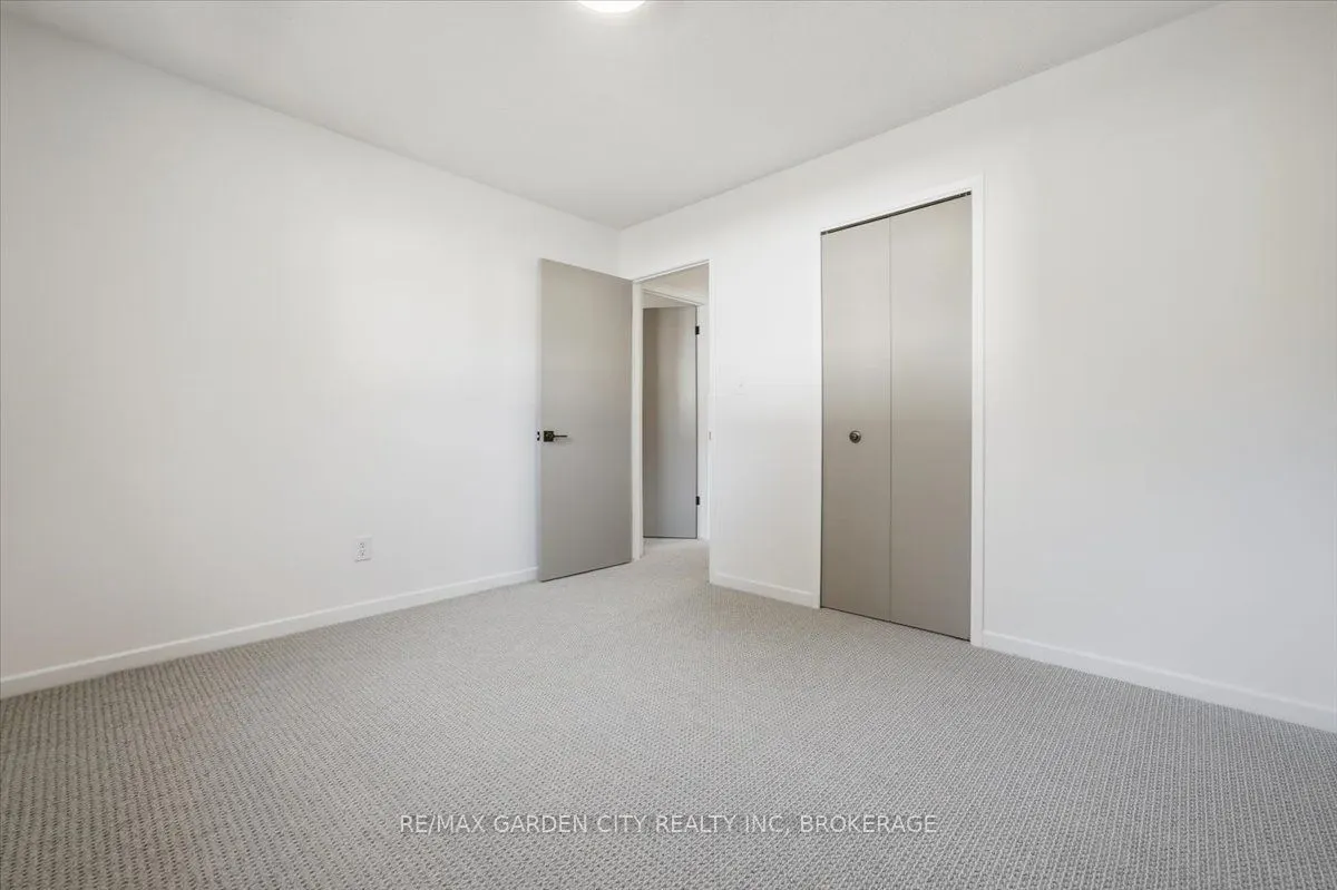 19 Berkhout Terrace