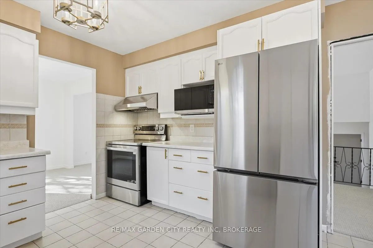 19 Berkhout Terrace