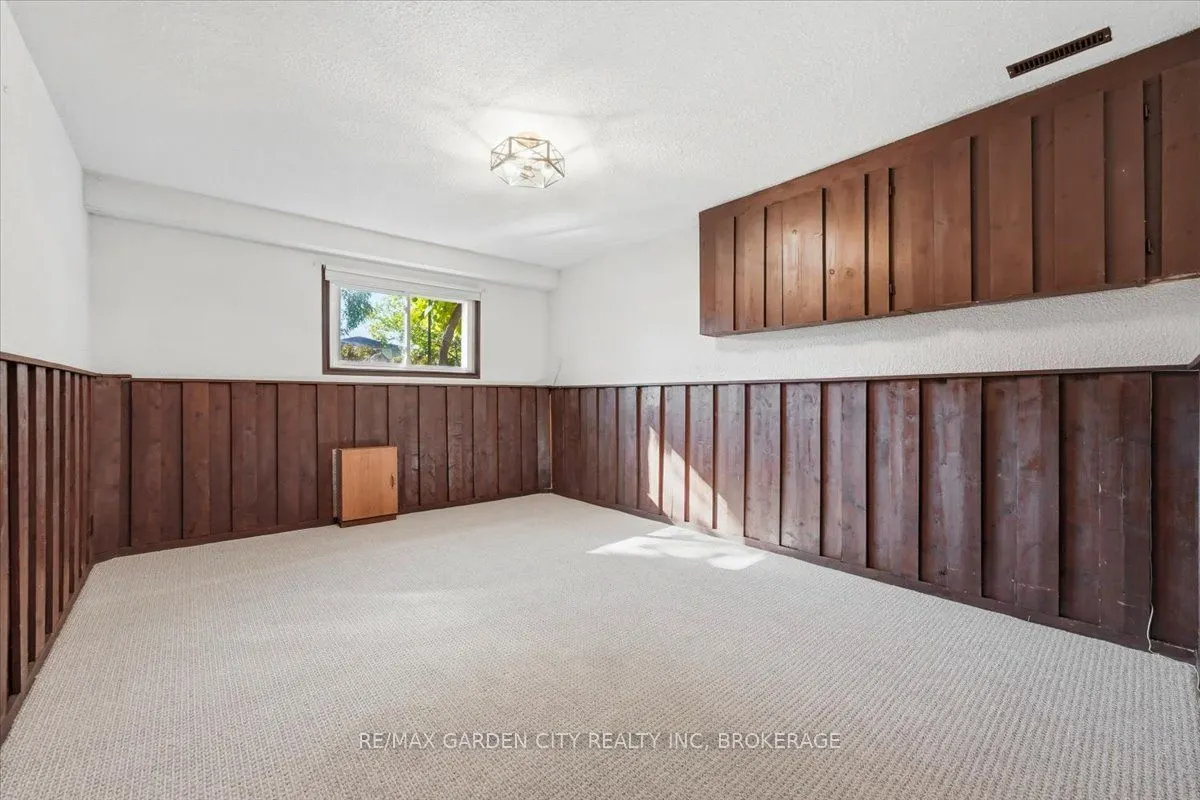 19 Berkhout Terrace