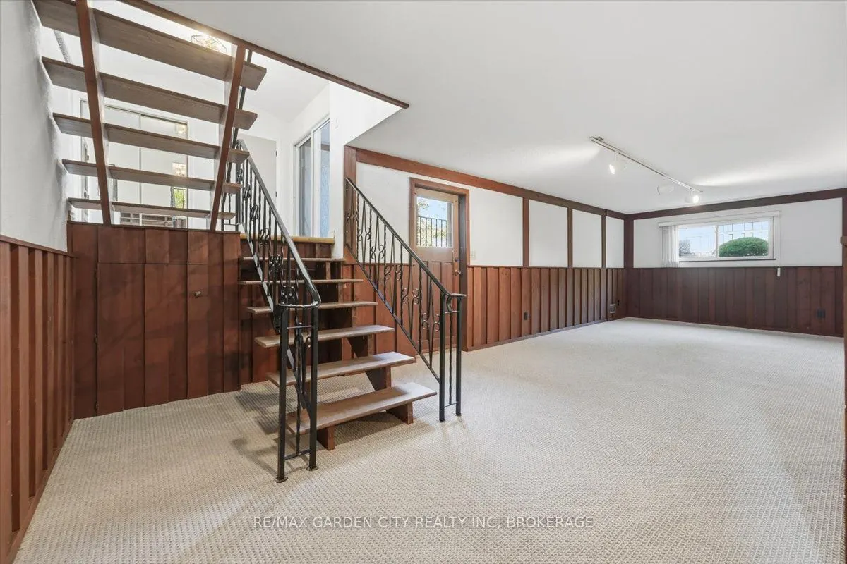 19 Berkhout Terrace