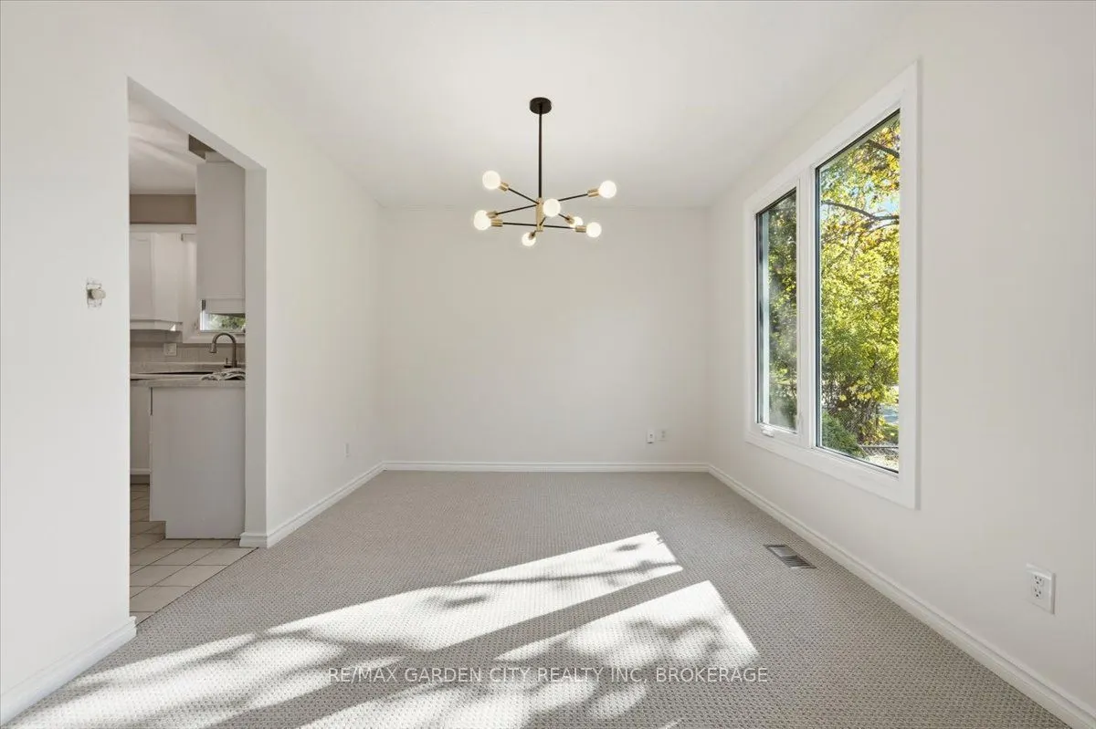 19 Berkhout Terrace