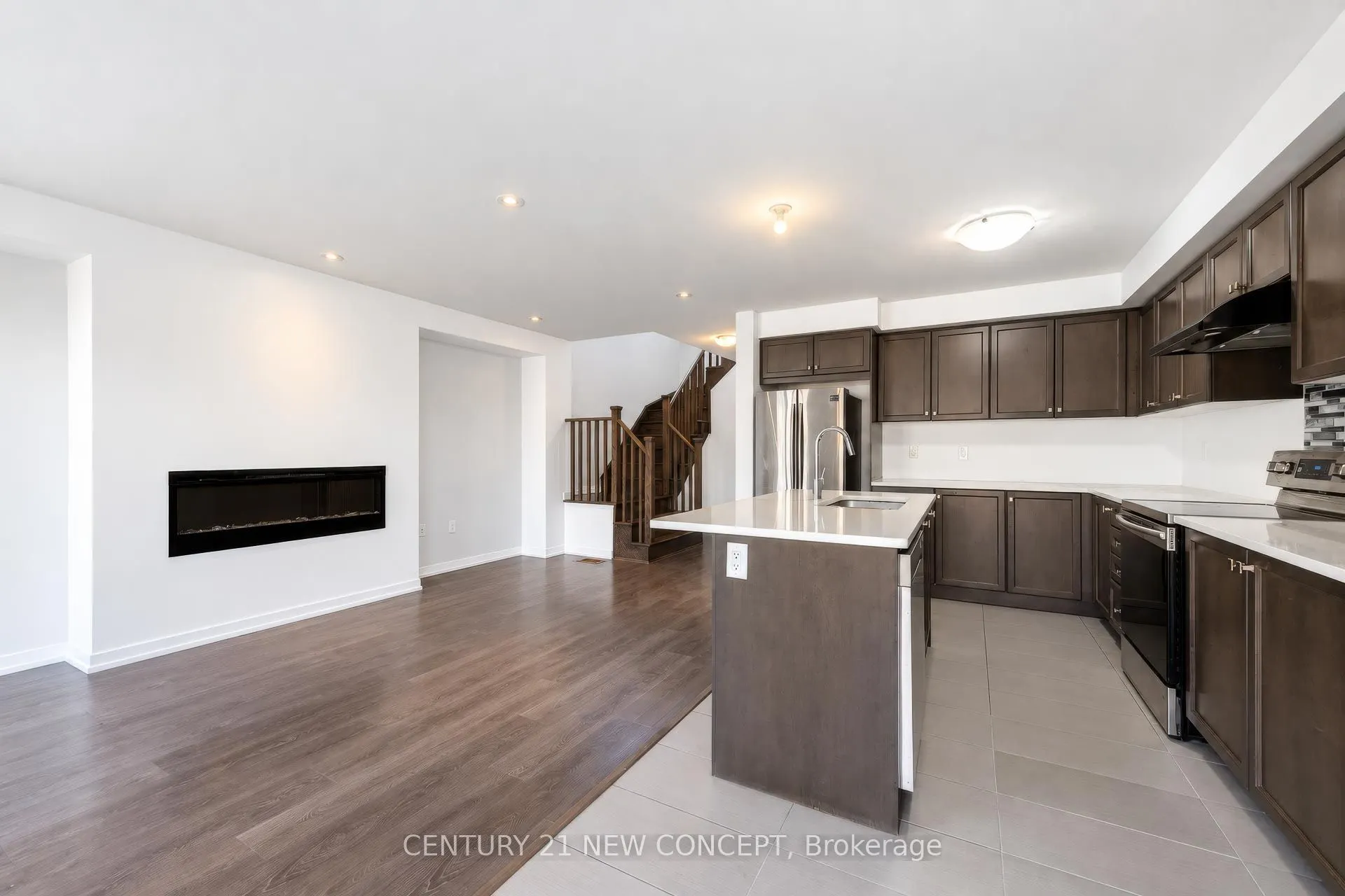 10 Scarletwood Street