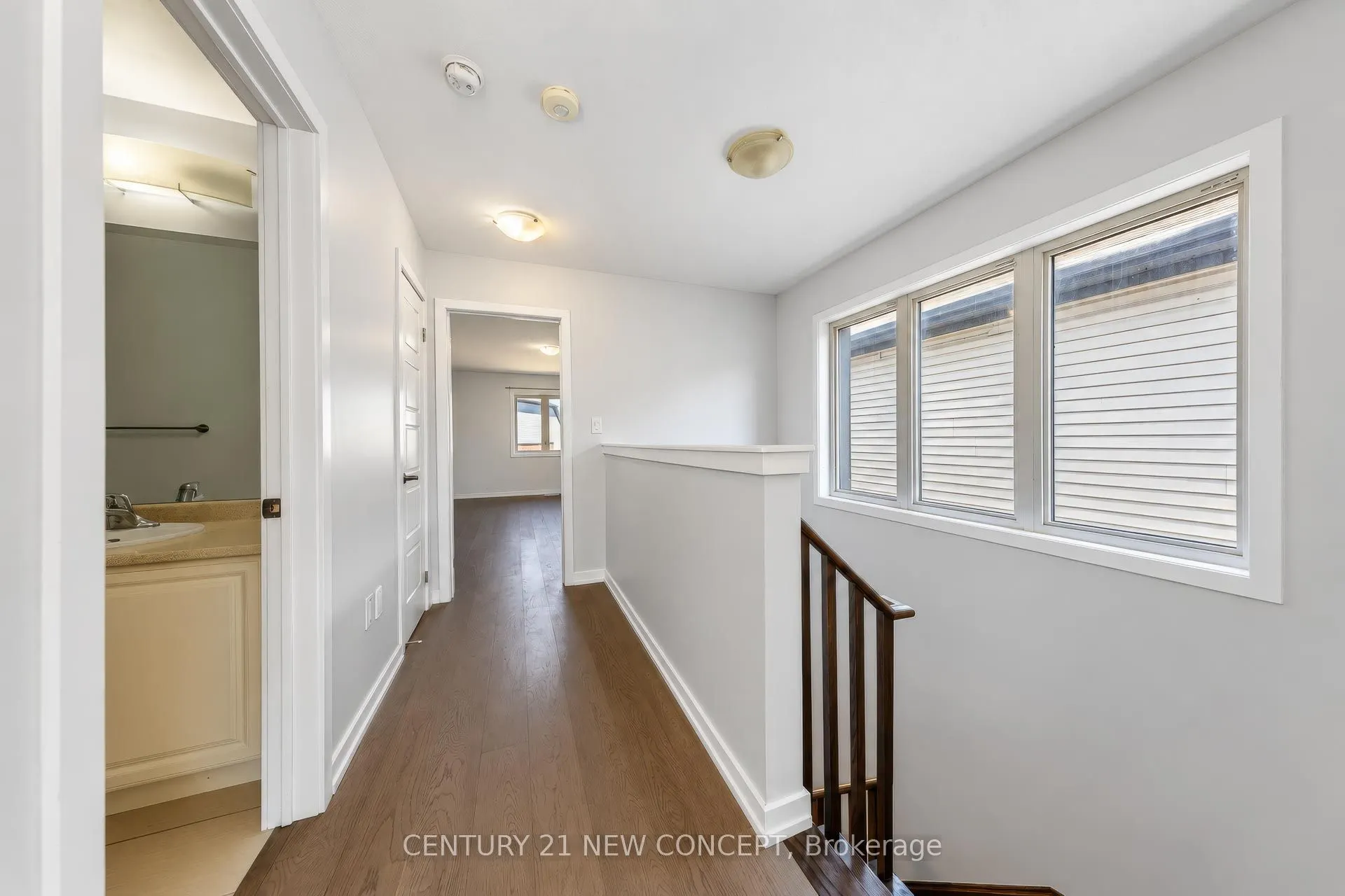 10 Scarletwood Street