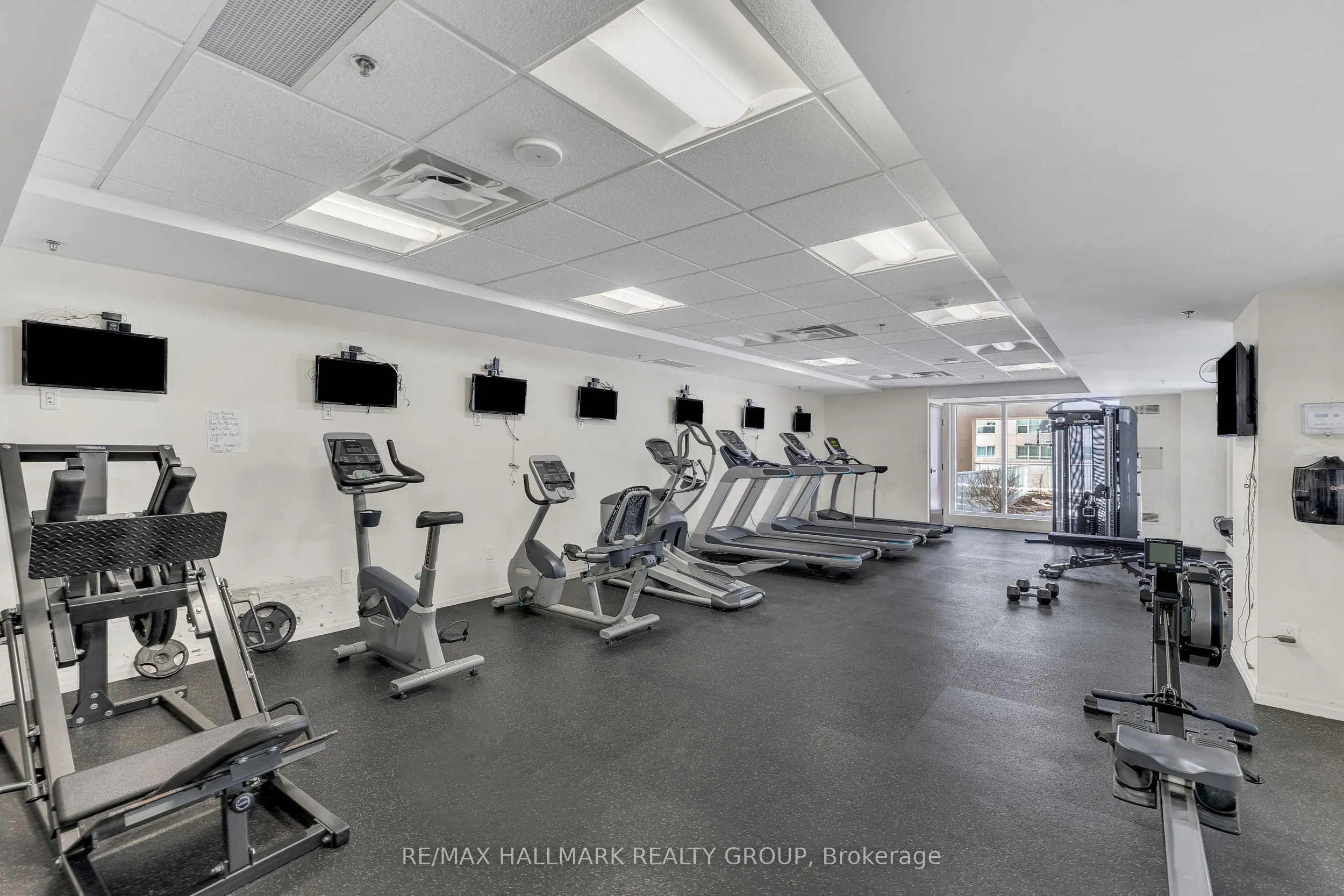 242 RIDEAU Street #506