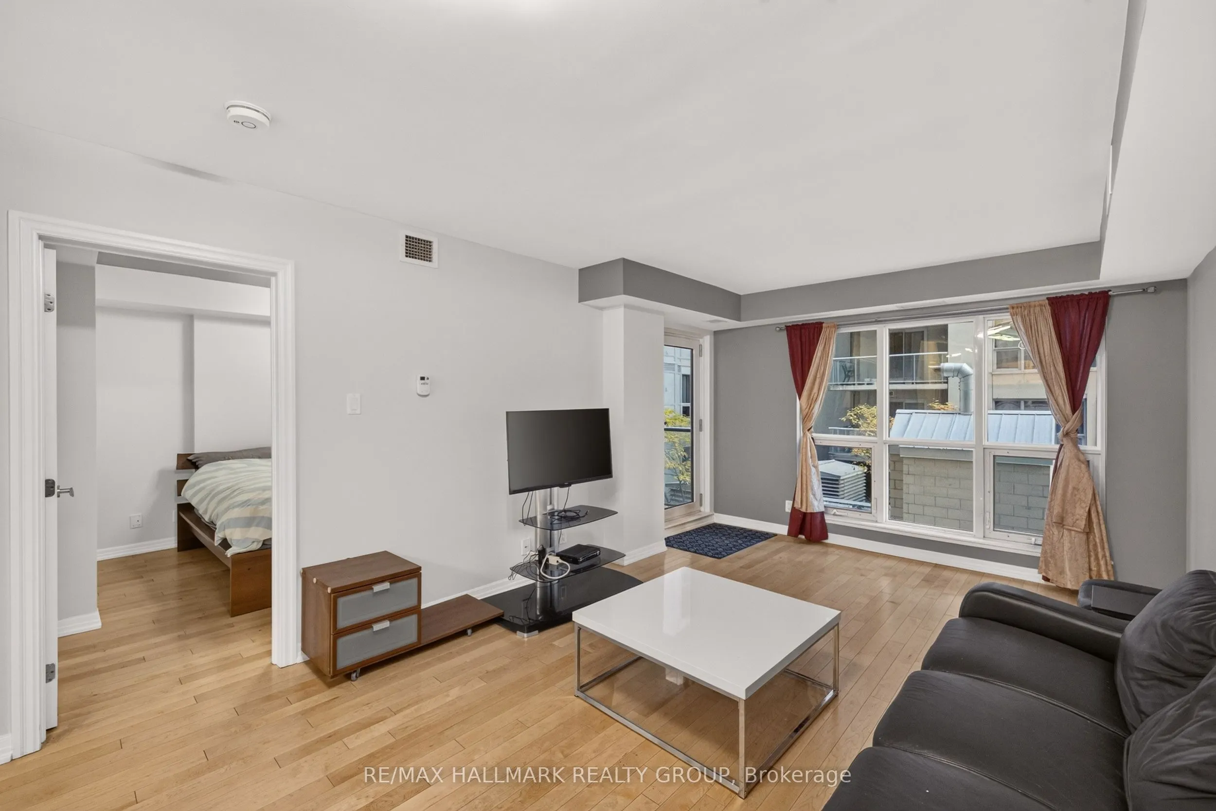 242 RIDEAU Street #506