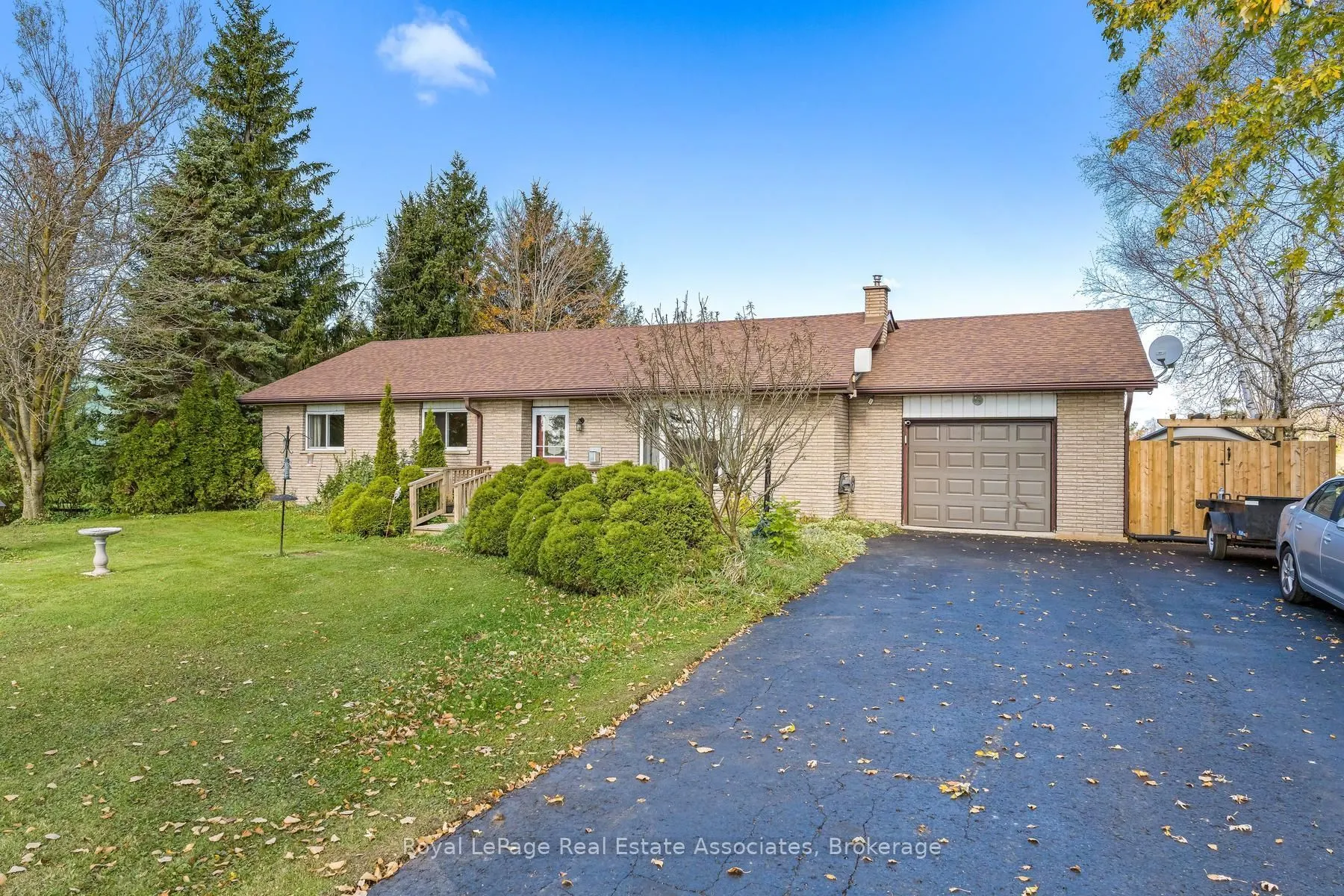 585349 County Road 17