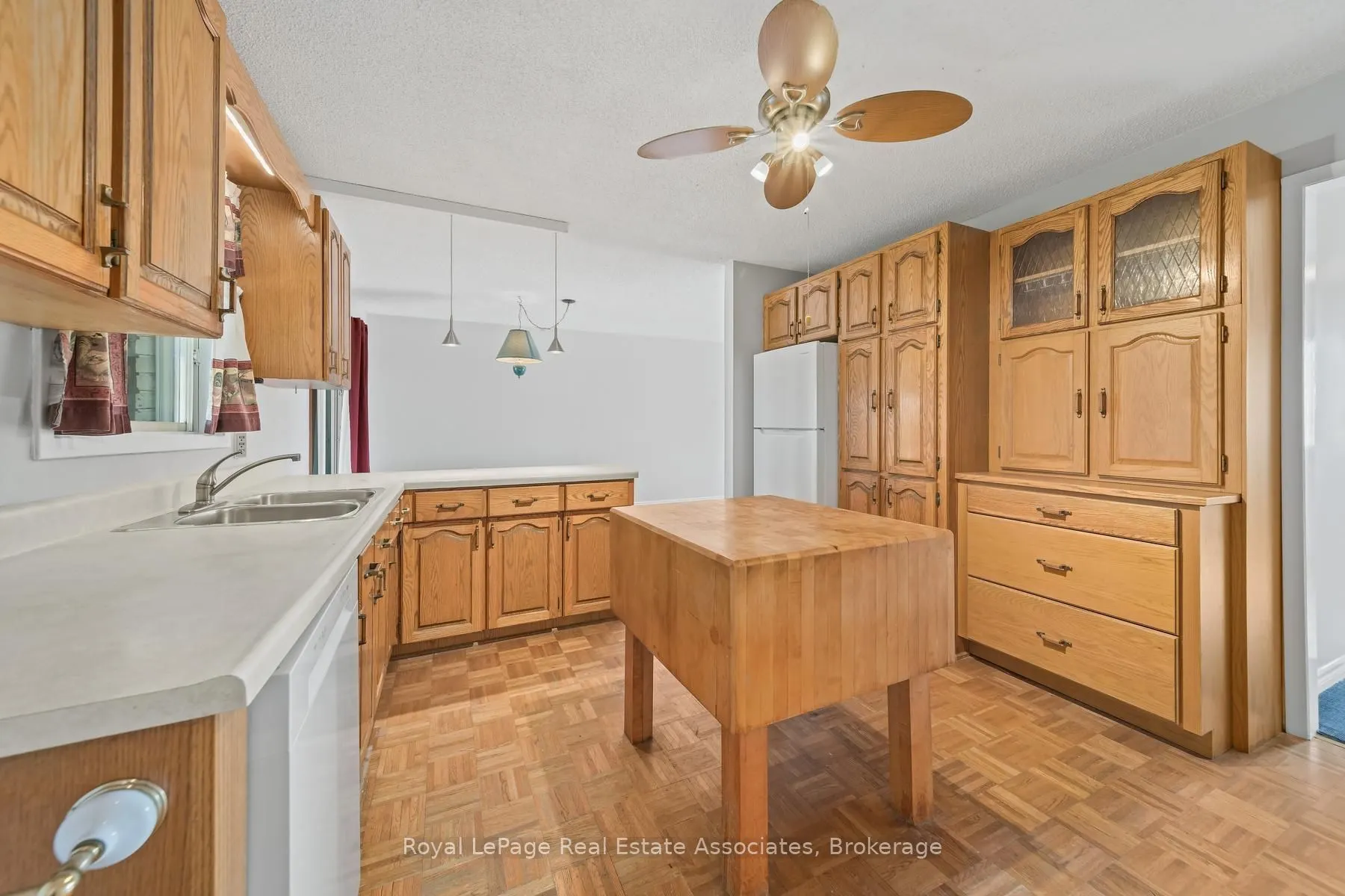 585349 County Road 17